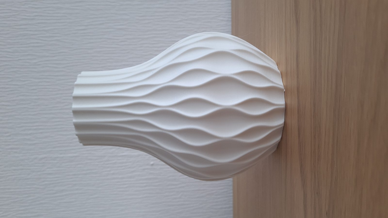 #50 Vase for brick flowers v2 — vue 2
