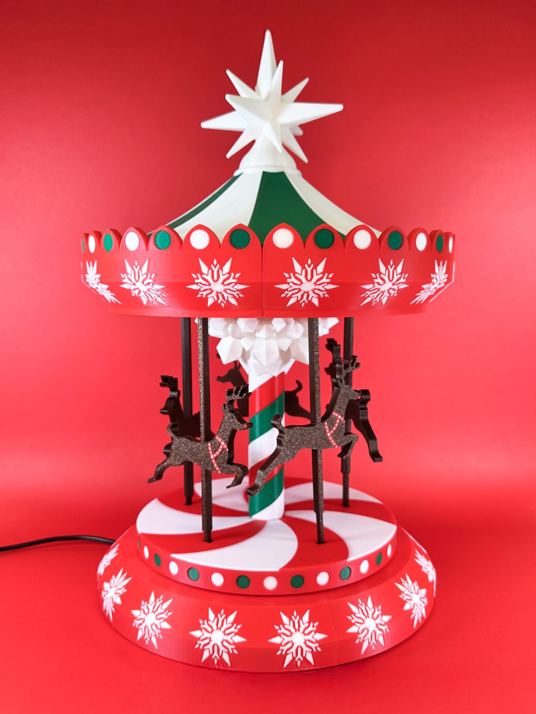 #52 Kinetic Christmas Carousel 2.0 Motorized version — vue 1