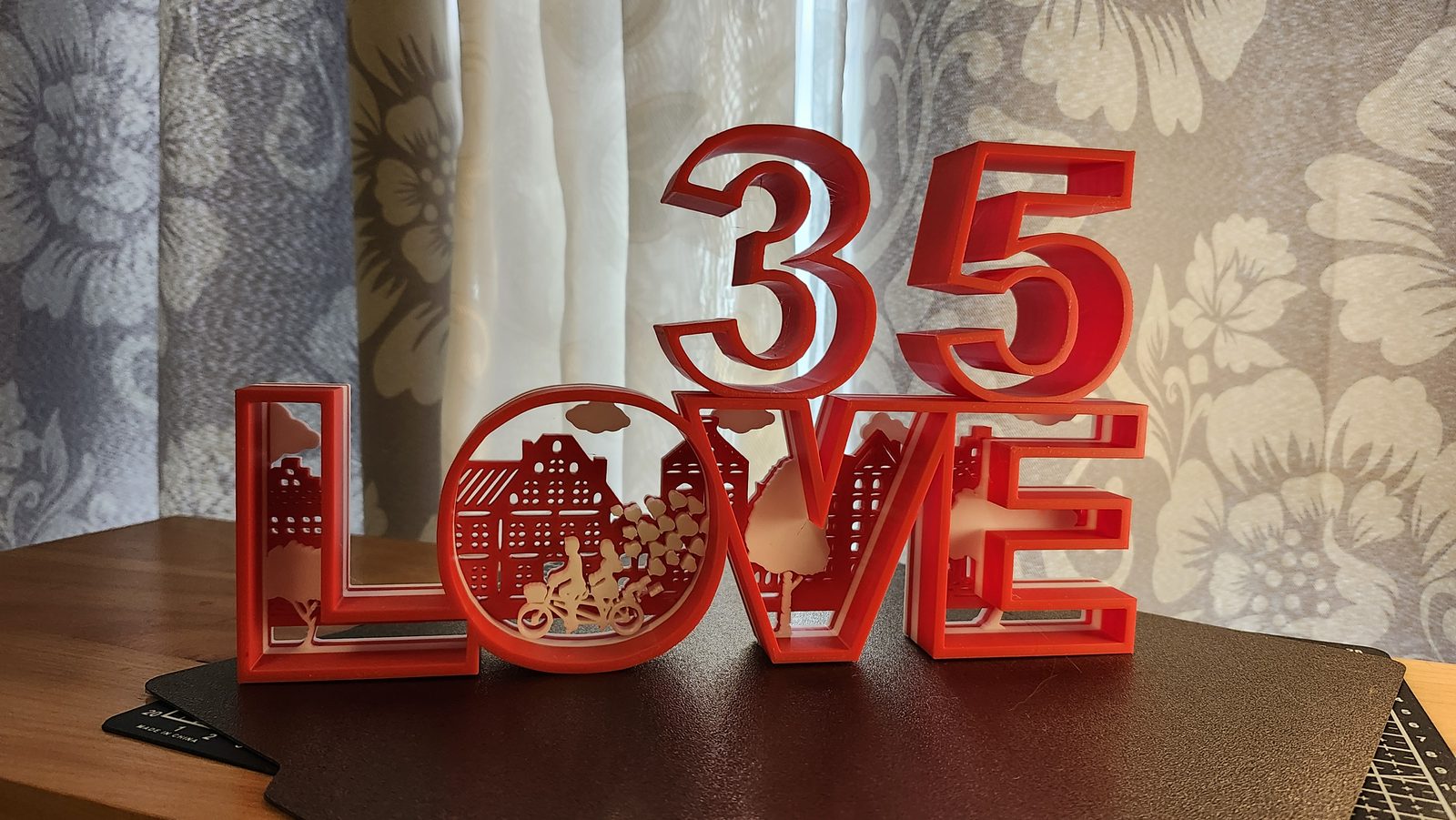 #54 Love sign with anniversary number — vue 11