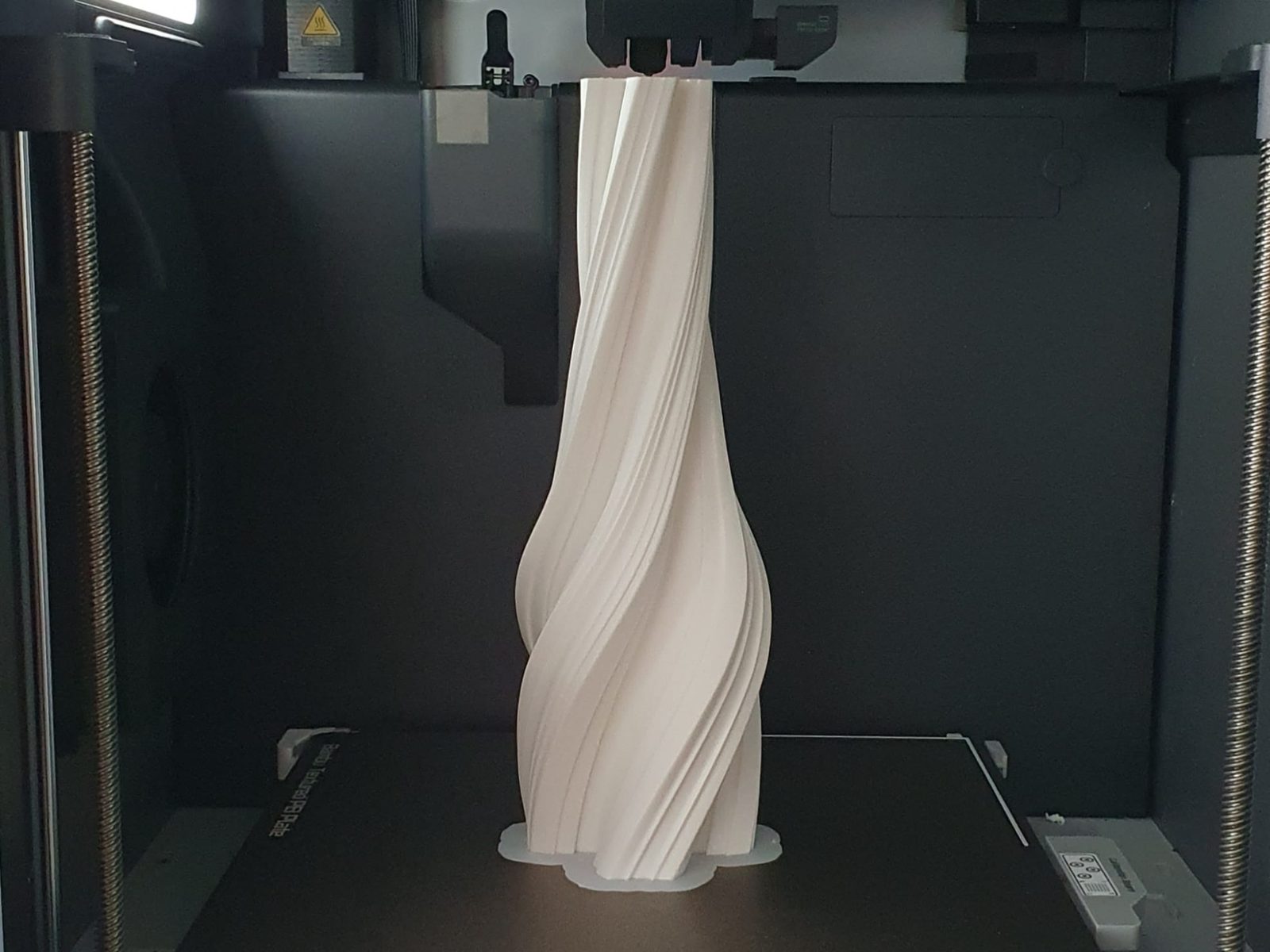 #54 Twisted Vase (made by Makerlab Make My Vase) — vue 4