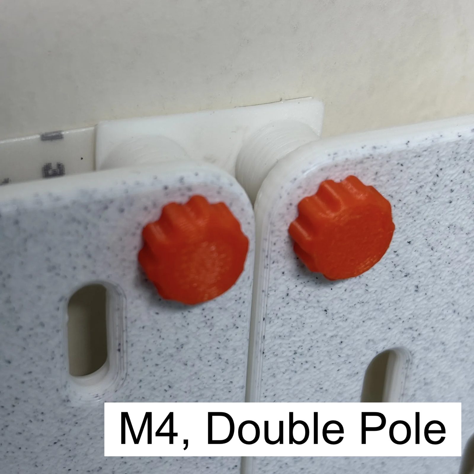 #56 SKÅDIS Wall Mount with 3M Command Strip — vue 12