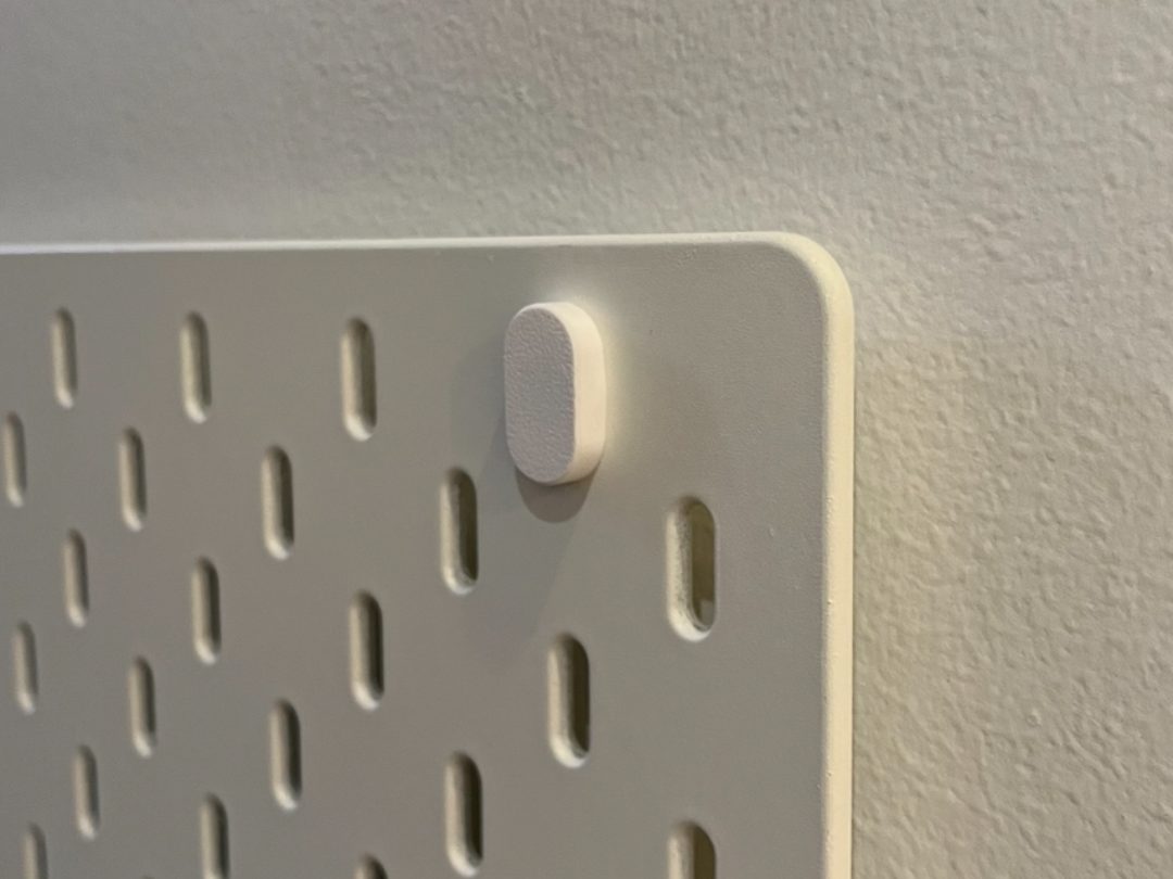 #60 Skadis designer wall mount — vue 3