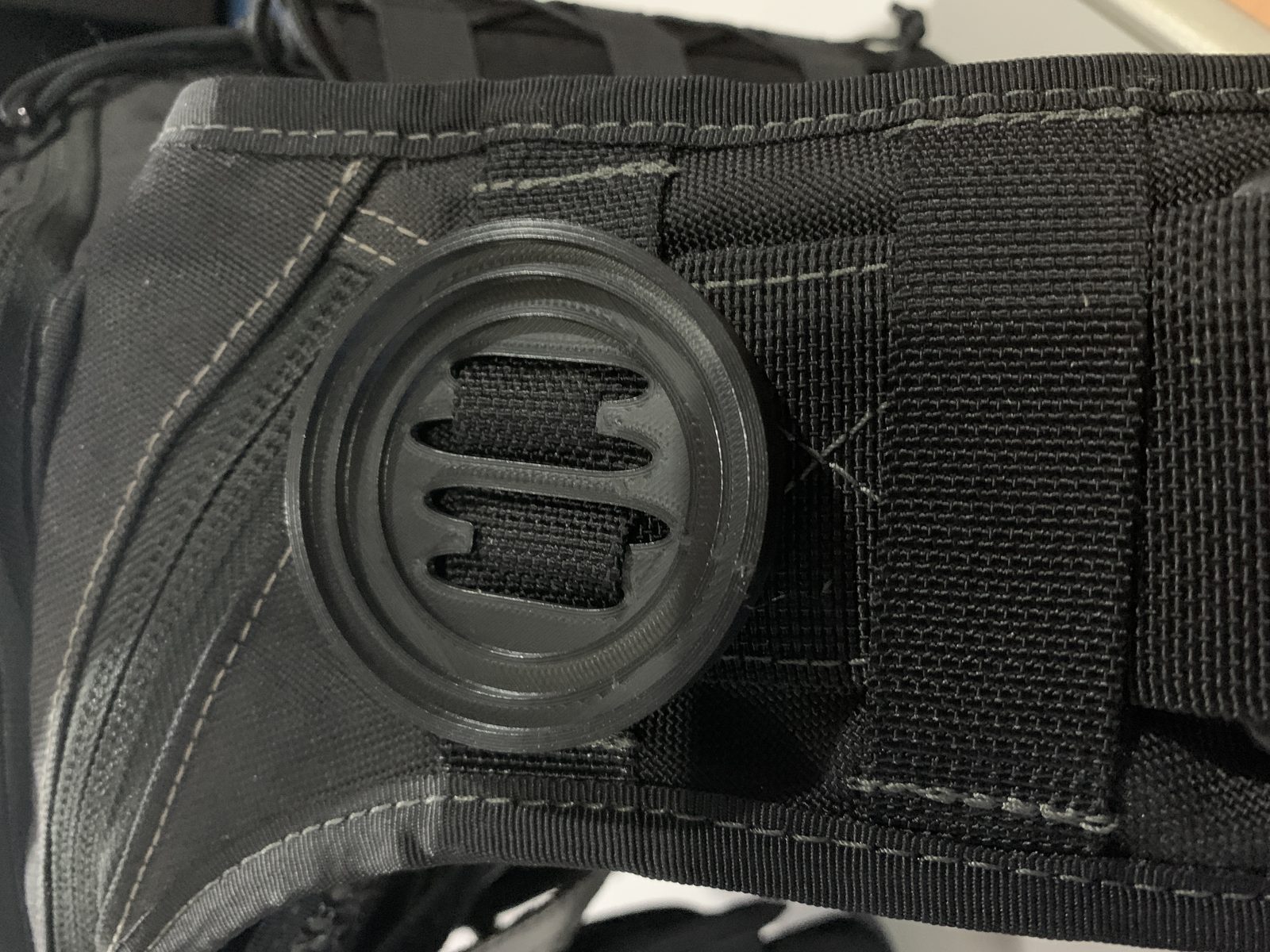 #61 Camera Lens Cap Holder (Triple Threat) — vue 4
