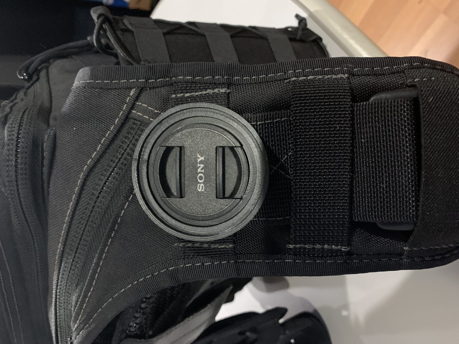#61 Camera Lens Cap Holder (Triple Threat) — vue 6