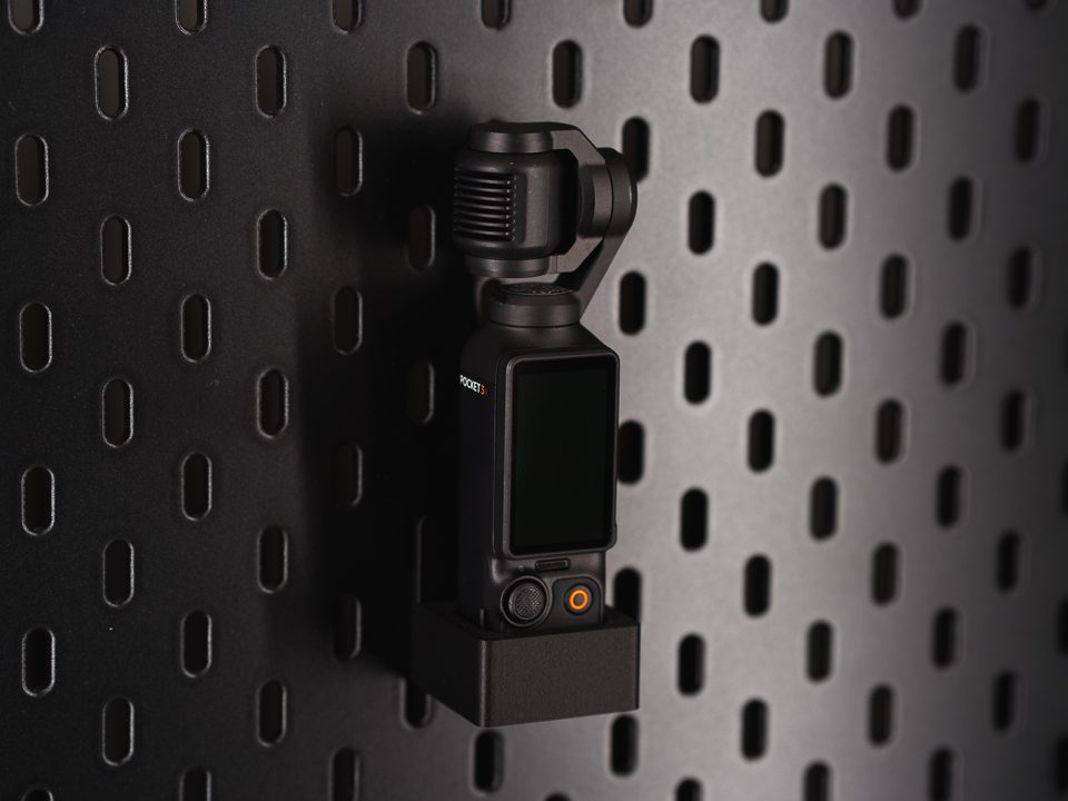 #64 Skadis Mount for DJI Osmo Pocket 3 — vue 1