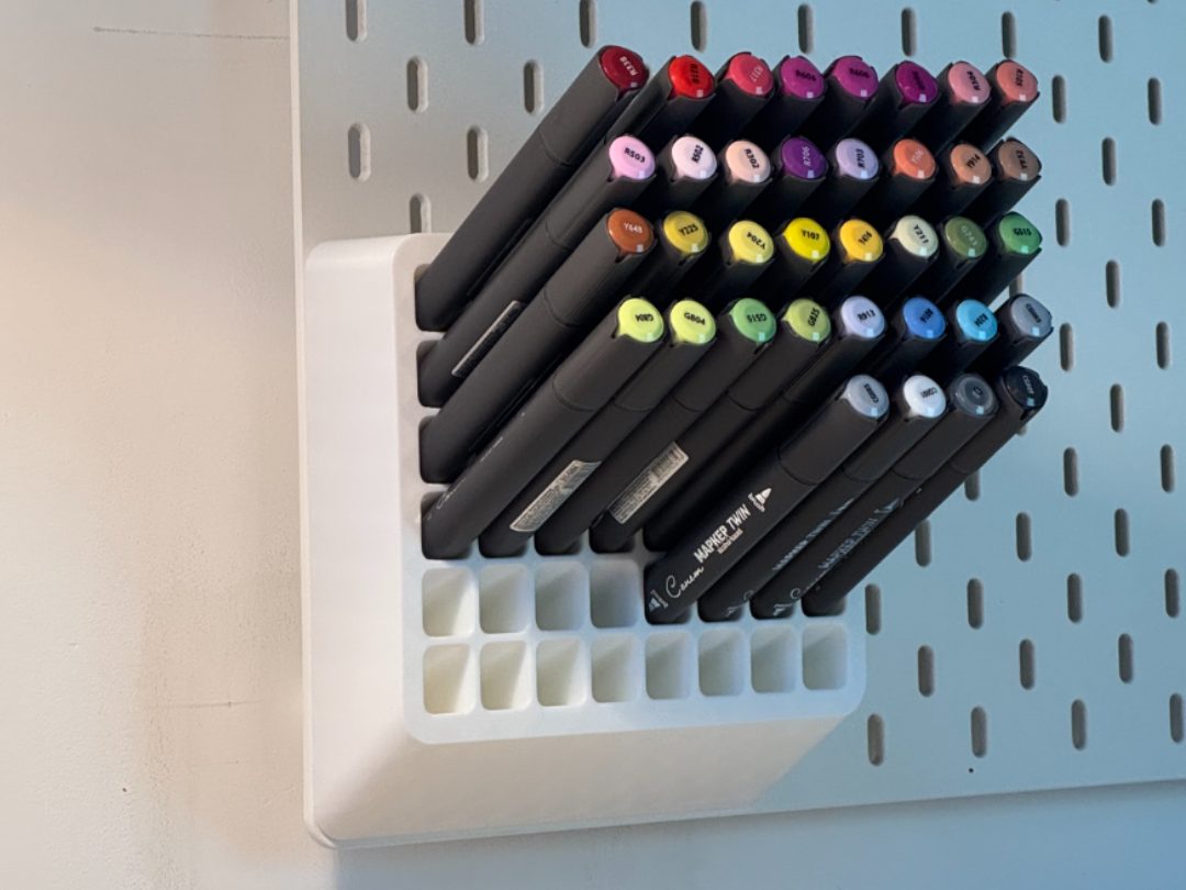 #66 SKADIS markers holder [no supports] — vue 1