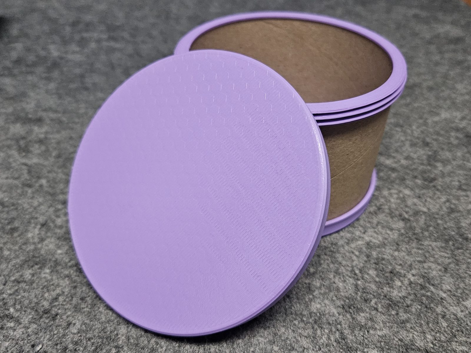 #75 Bambu Cardboard Spool Screw Container — vue 4