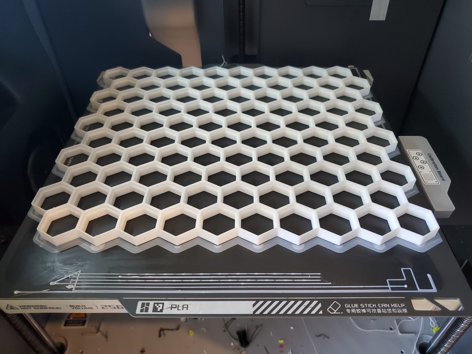 #75 Honeycomb storage wall — vue 20