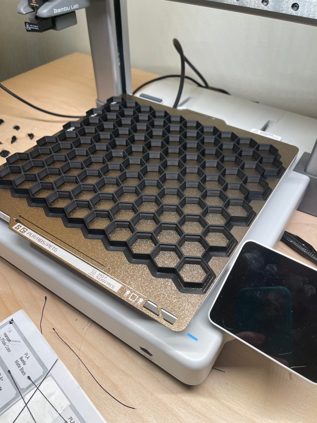#75 Honeycomb storage wall — vue 30