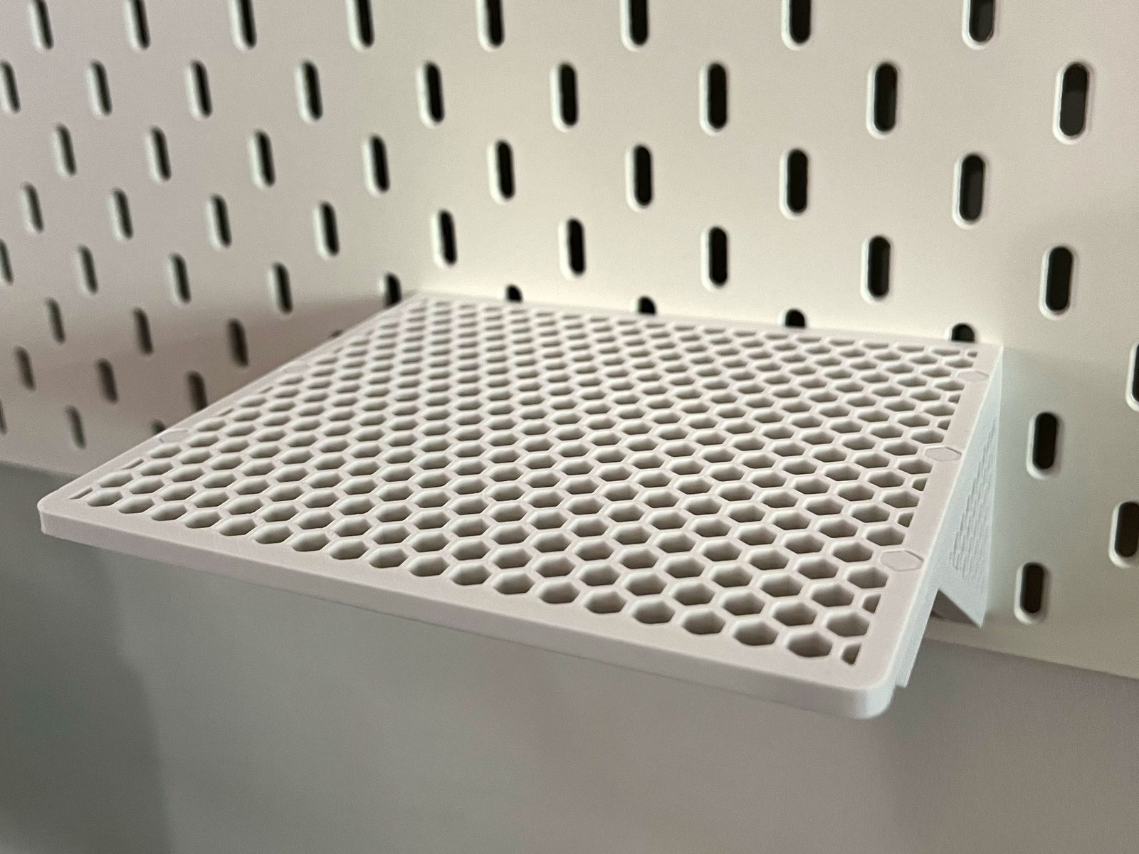 #75 Modular and Customizable Shelf for Ikea Skadis — vue 2