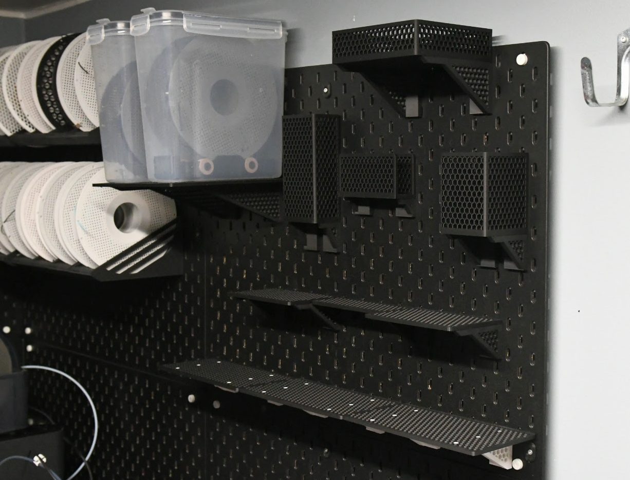 #75 Modular and Customizable Shelf for Ikea Skadis — vue 3
