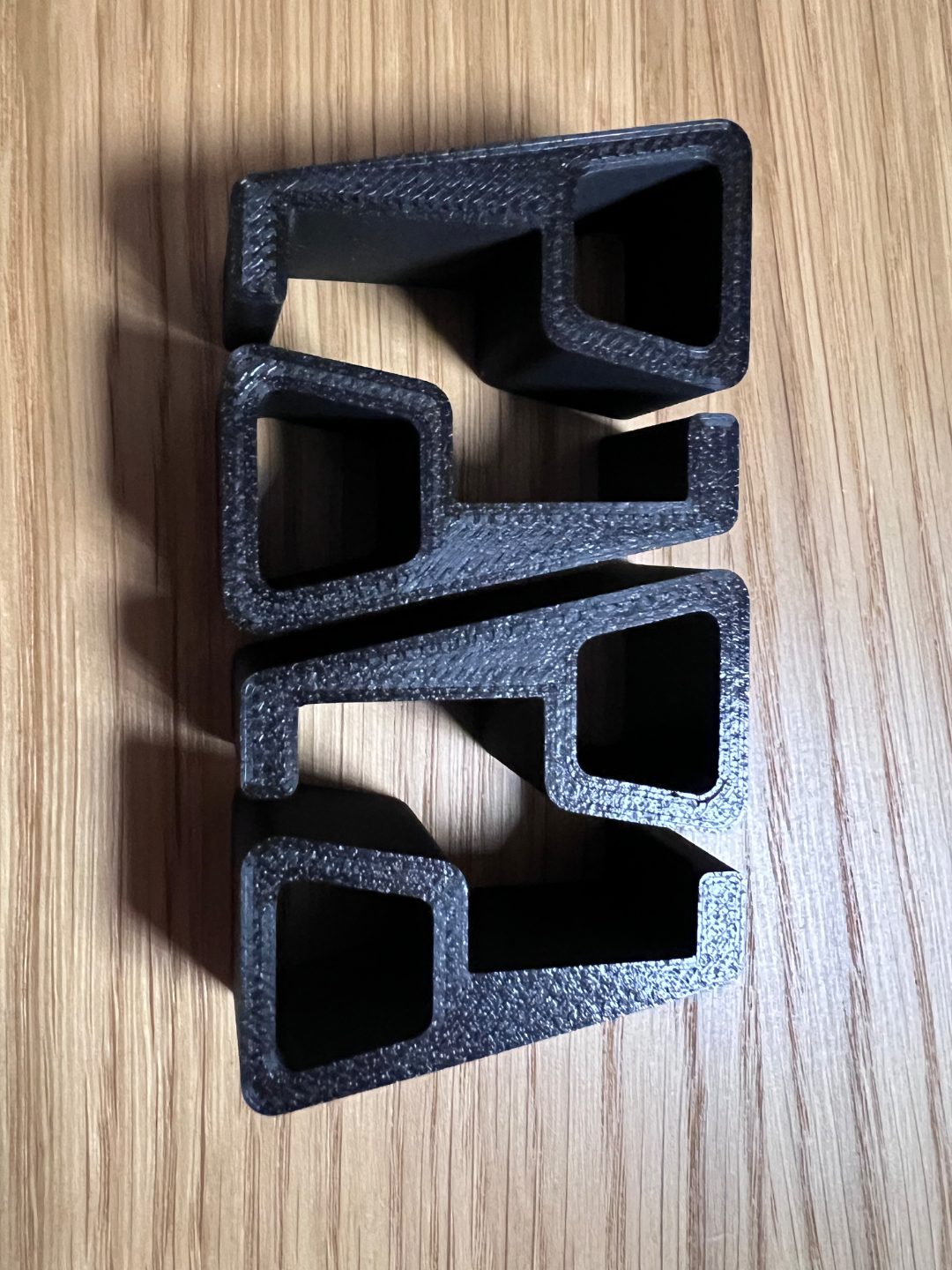 #77 PS4 Slim riser feet — vue 3