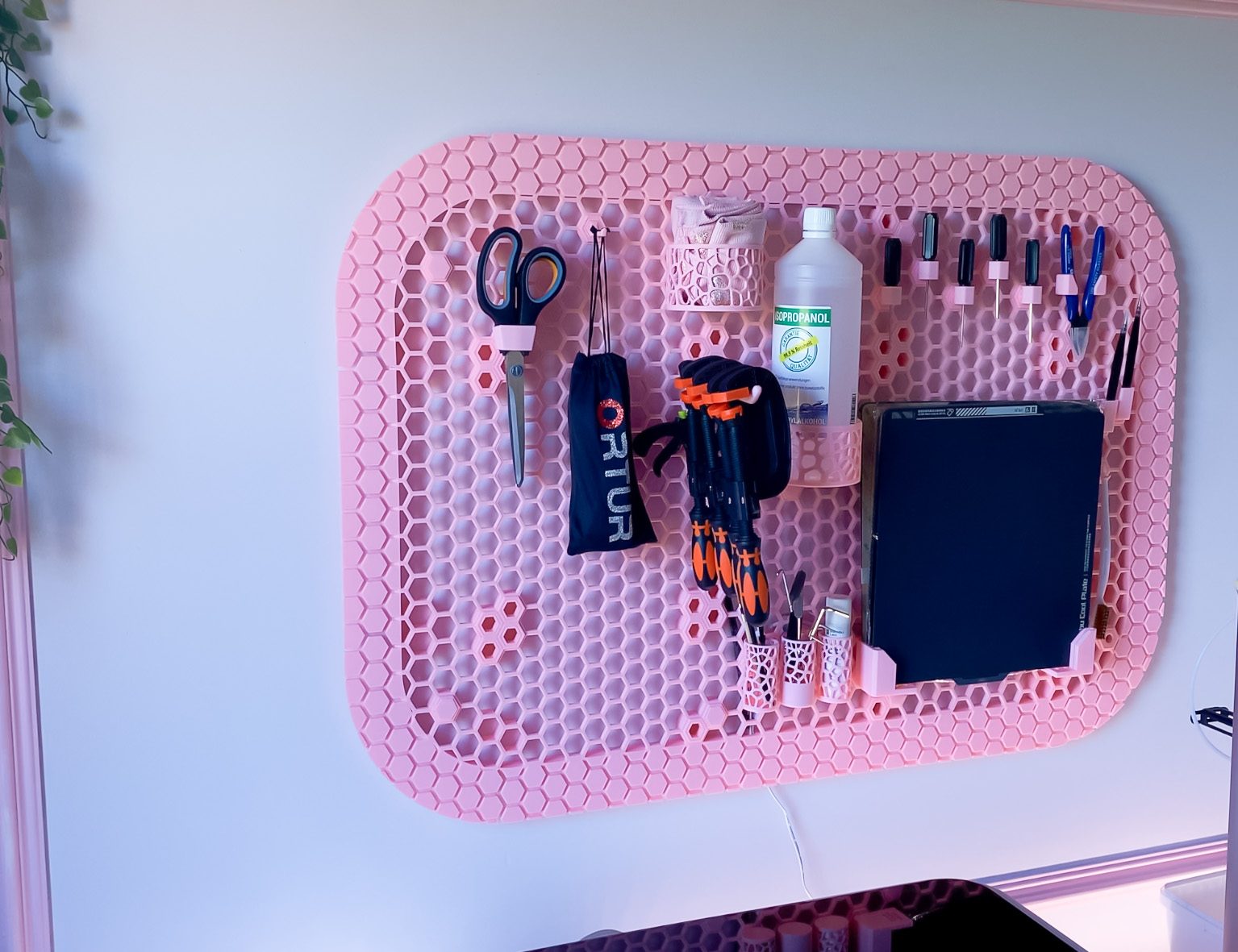 #83 Honeycomb storage wall with LED (HSW) — vue 7