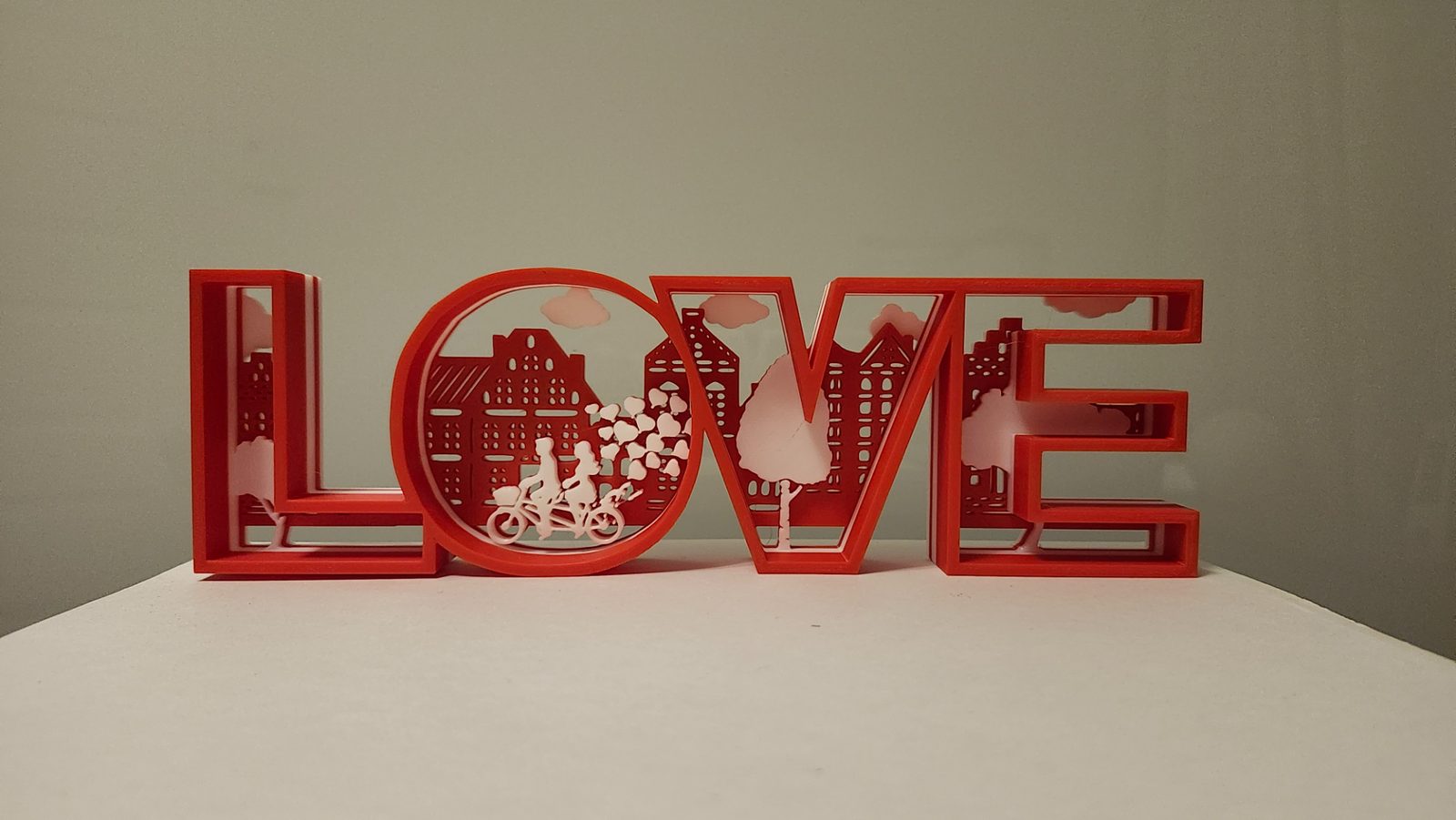 #83 Love couple sign — vue 4