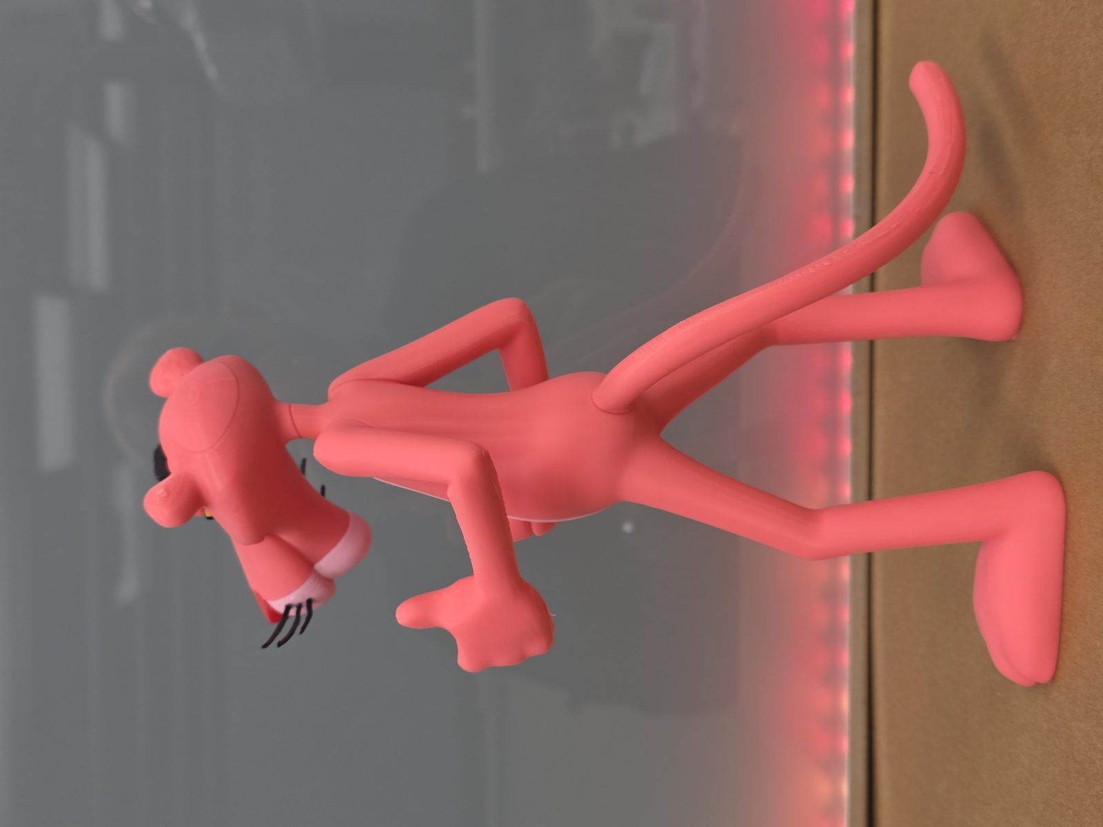#84 Pink Panther - AMS FRIENDLY - KEYCHAIN — vue 7