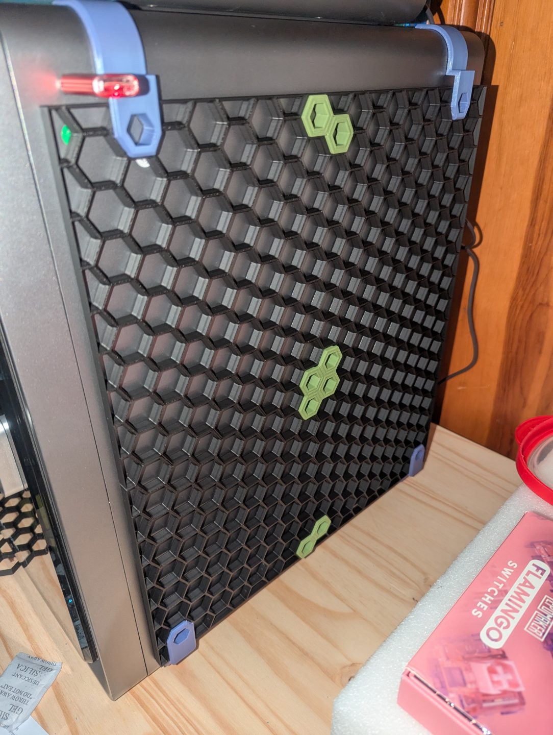 #90 Honeycomb Storage Wall (hsw) Kobra S1 SideMount — vue 2