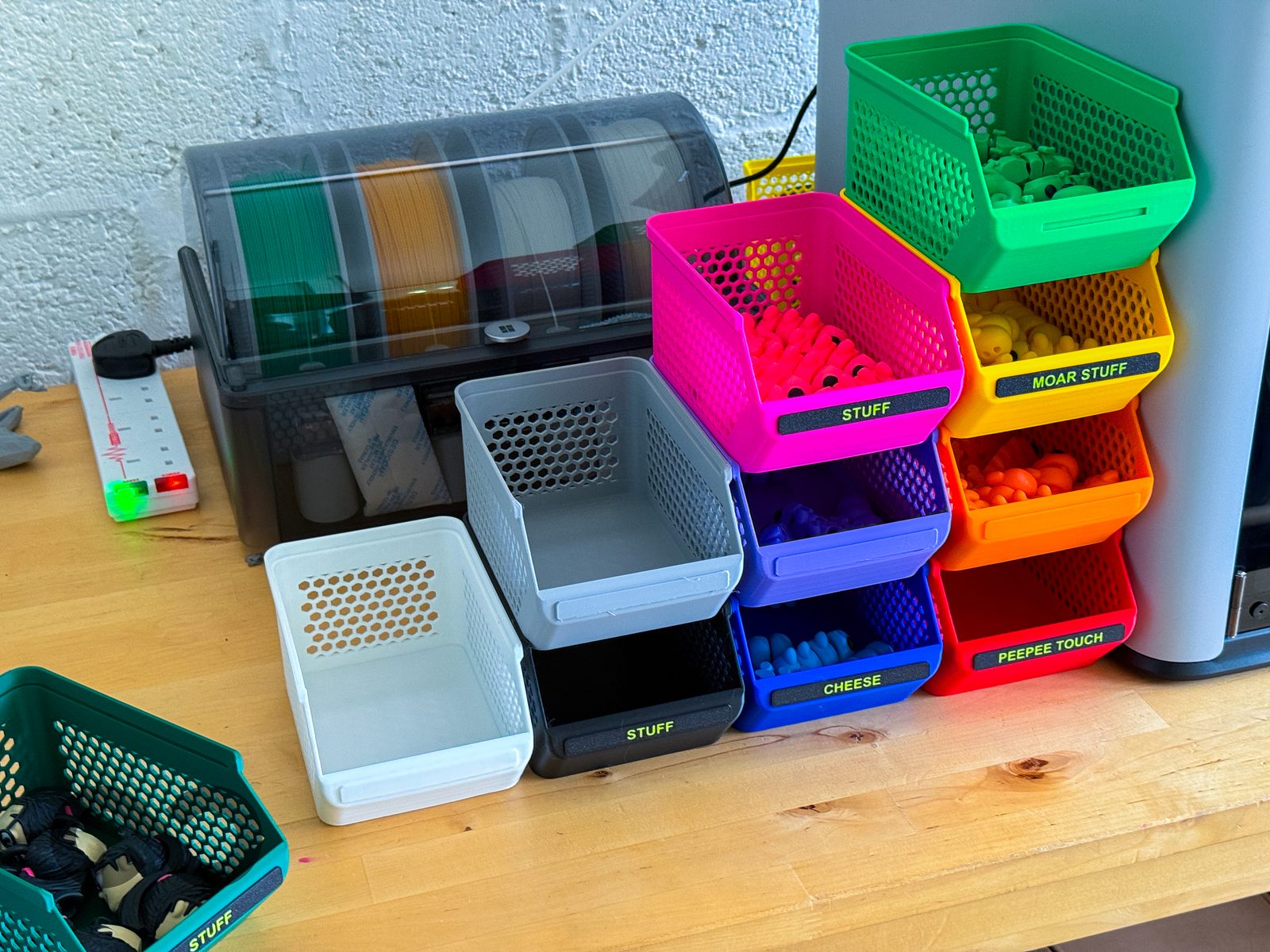 #91 115x175mm Stacking Observe & Grab Containers - Hex — vue 8