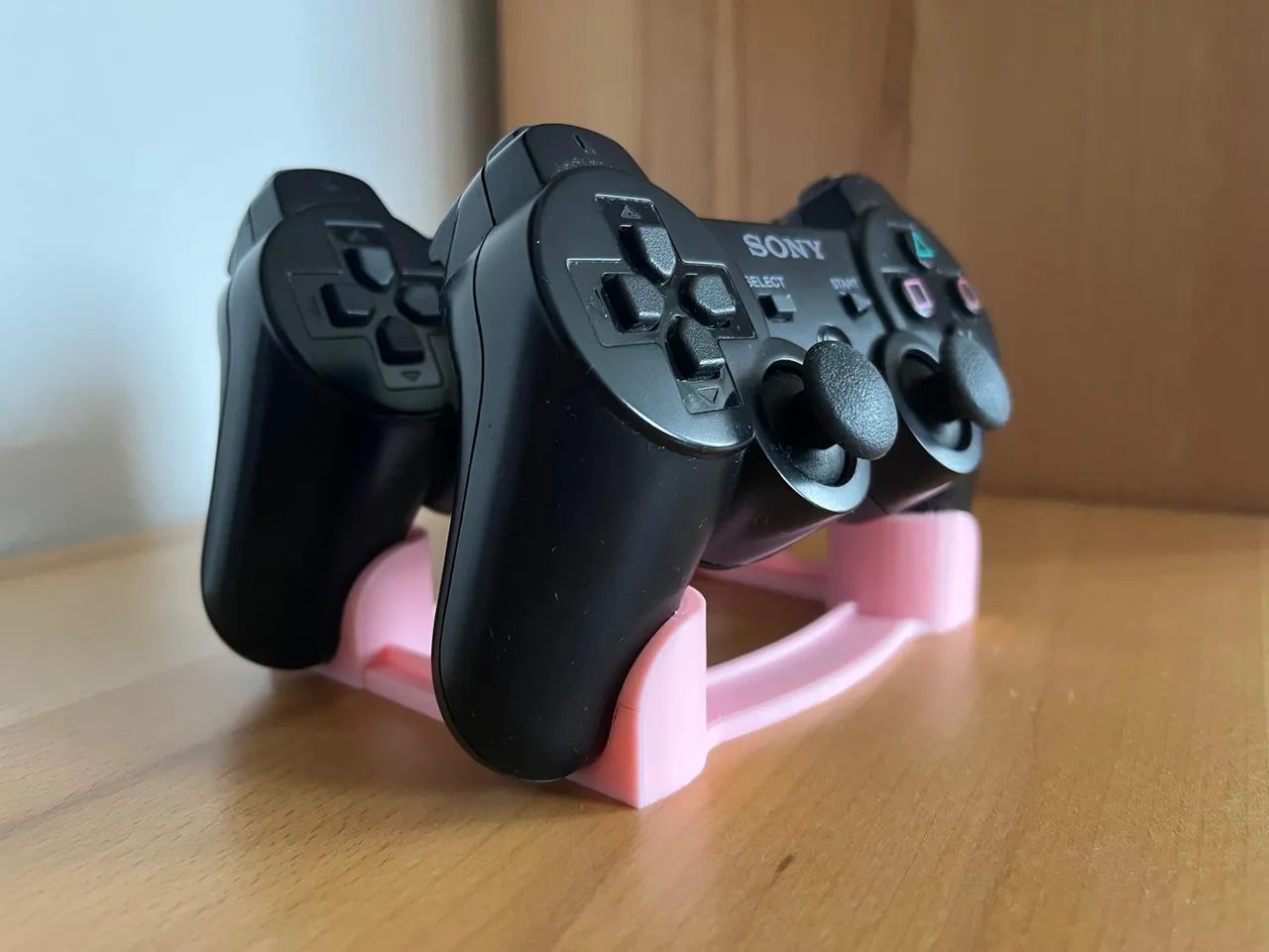 #91 Dual PS2 PS3 DualSense Controller Stand — vue 2