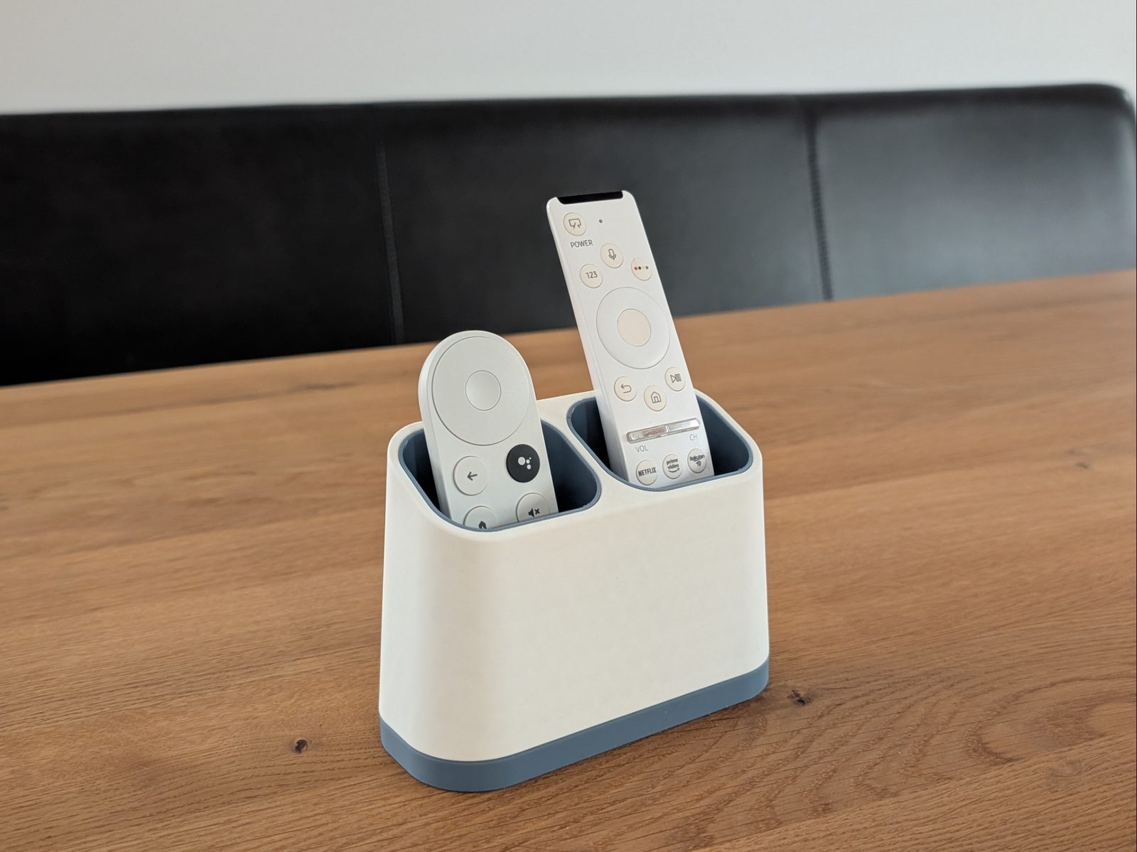 #92 Remote Control Holder — vue 11