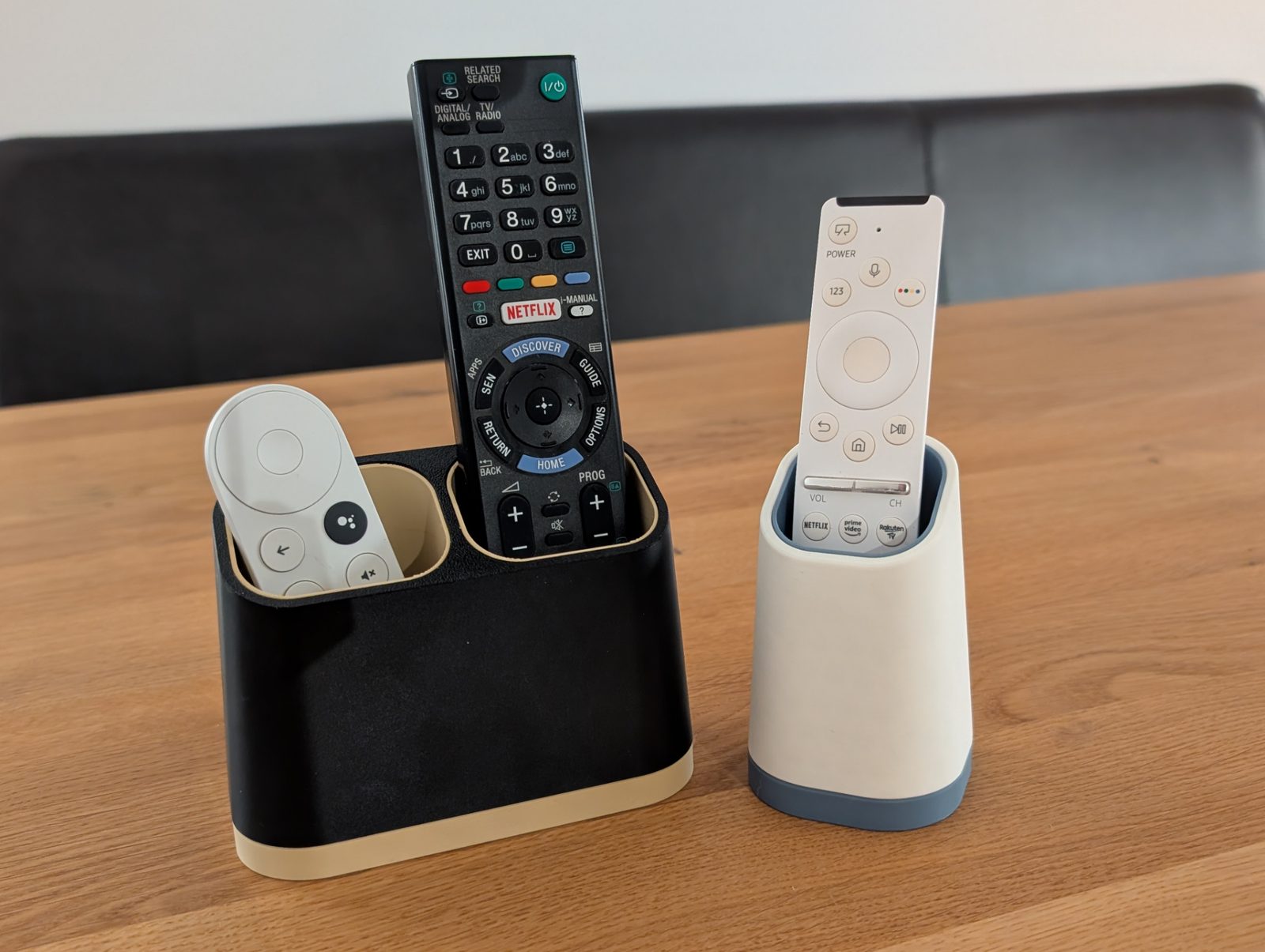 #92 Remote Control Holder — vue 16