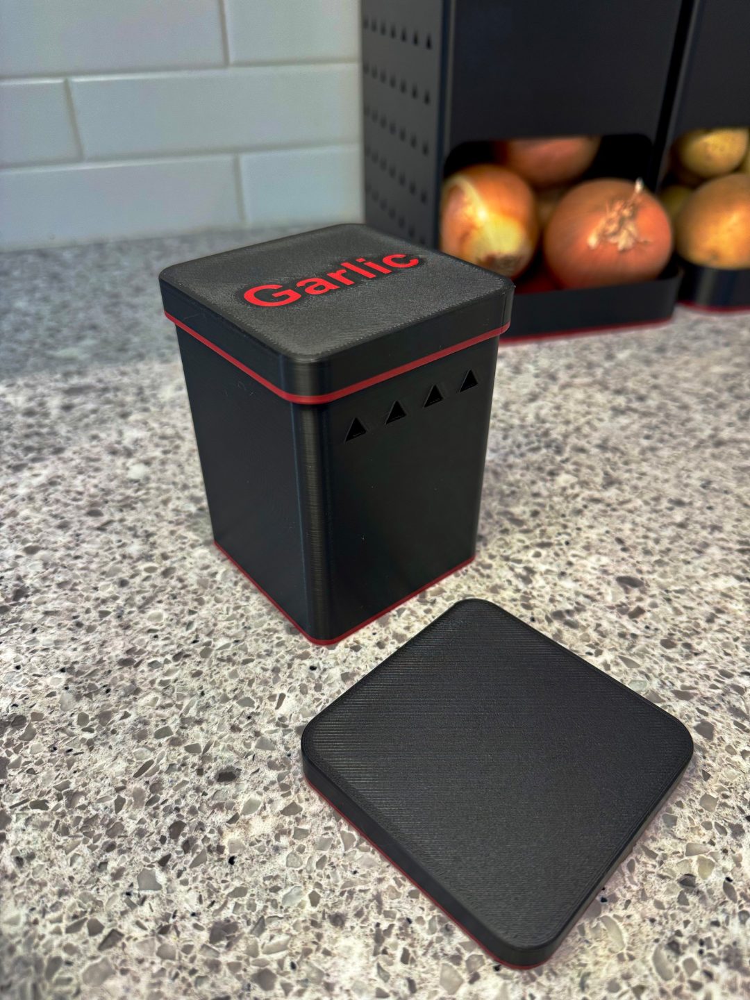 #95 Potato, Onion & Garlic Bin Dispenser Keeper — vue 2