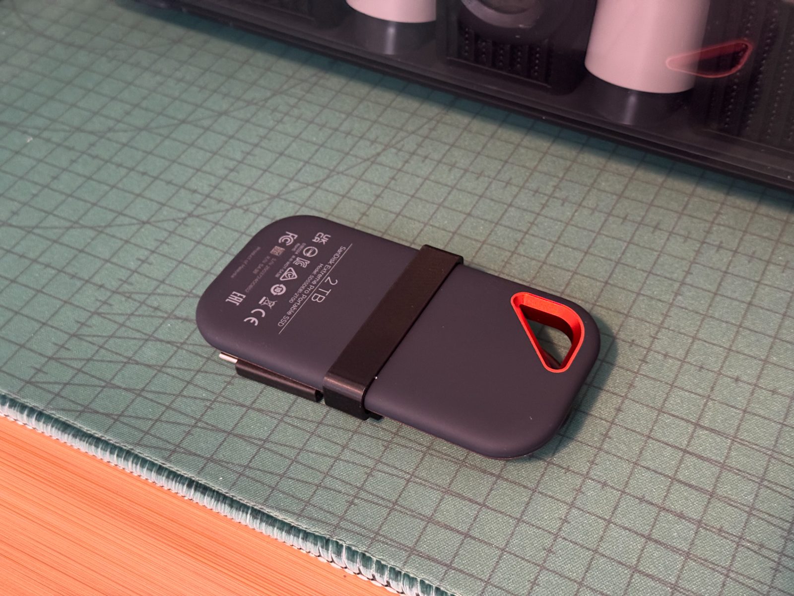 #96 SanDisk Extreme Portable SSD Cable Organizer — vue 5