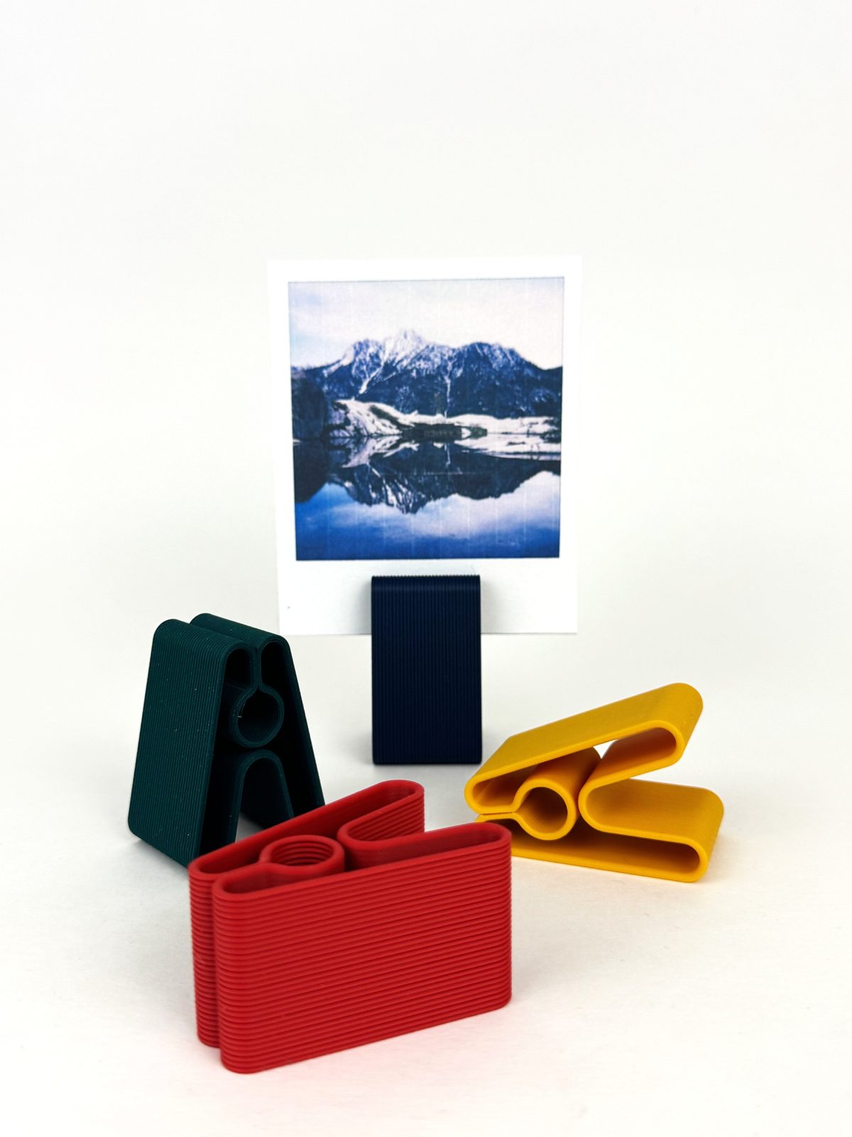 #98 Photo Display Clip — vue 7