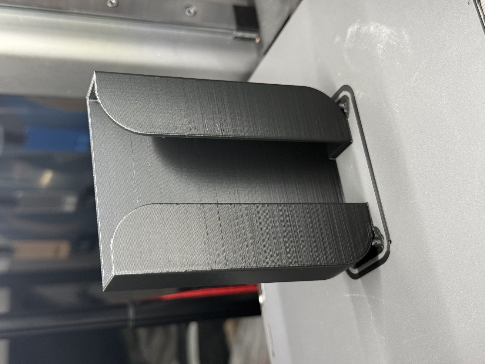 #100 Skadis Sandisk Extreme Pro 3800 Holder — vue 3