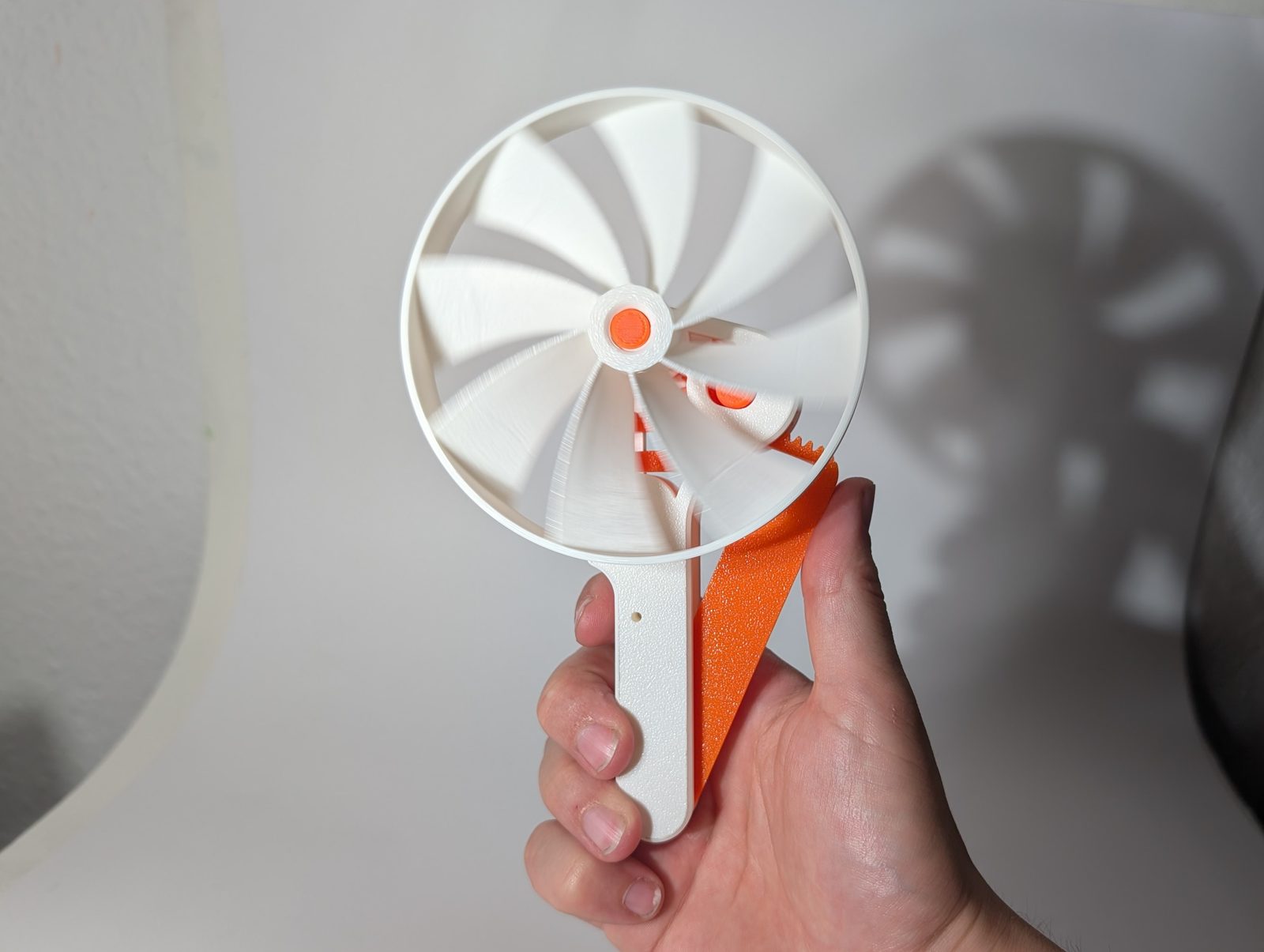 #100 Squeeze Powered Flywheel Fan — vue 2