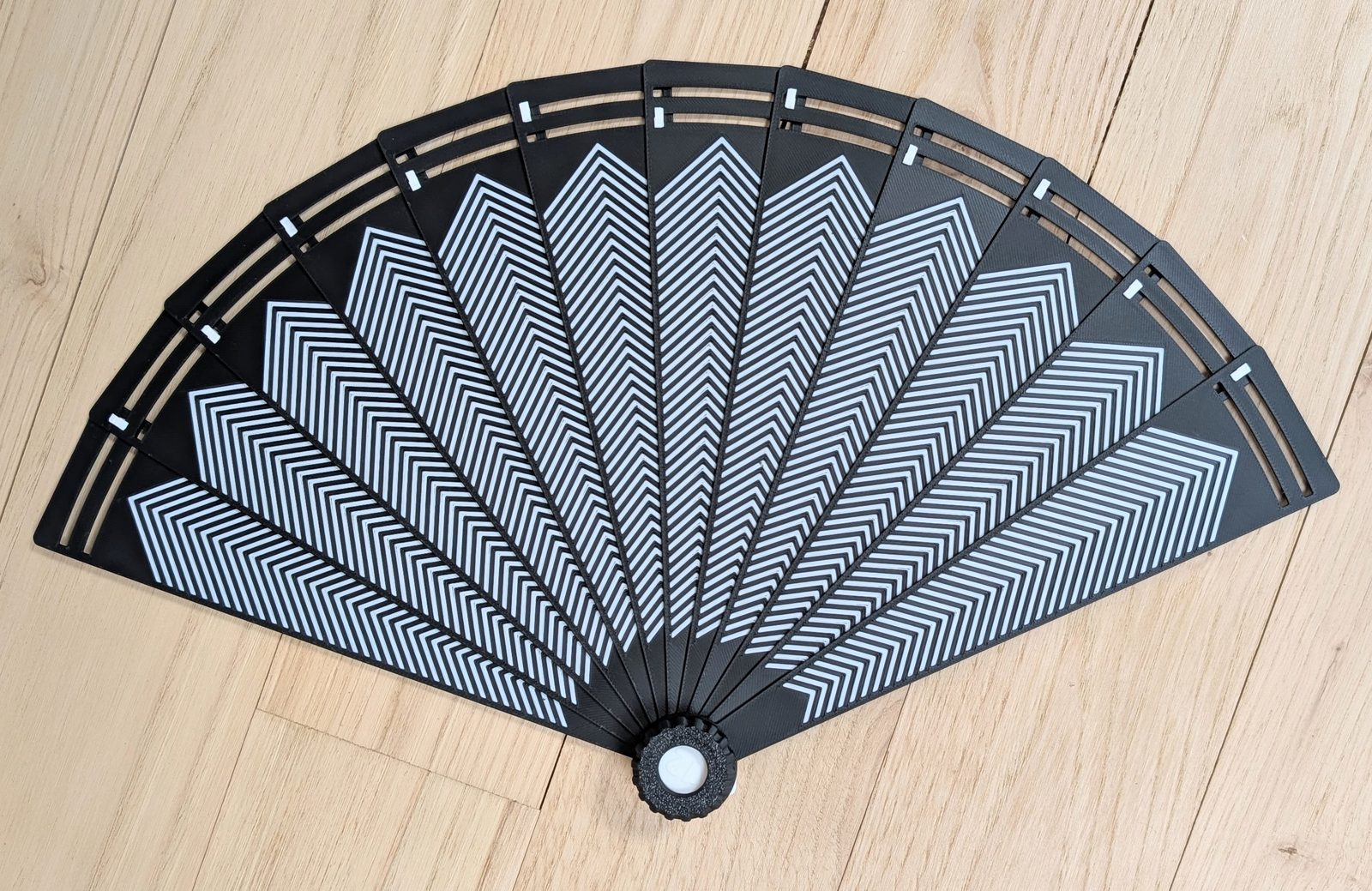 #101 Collapsible Handheld Fan — vue 11
