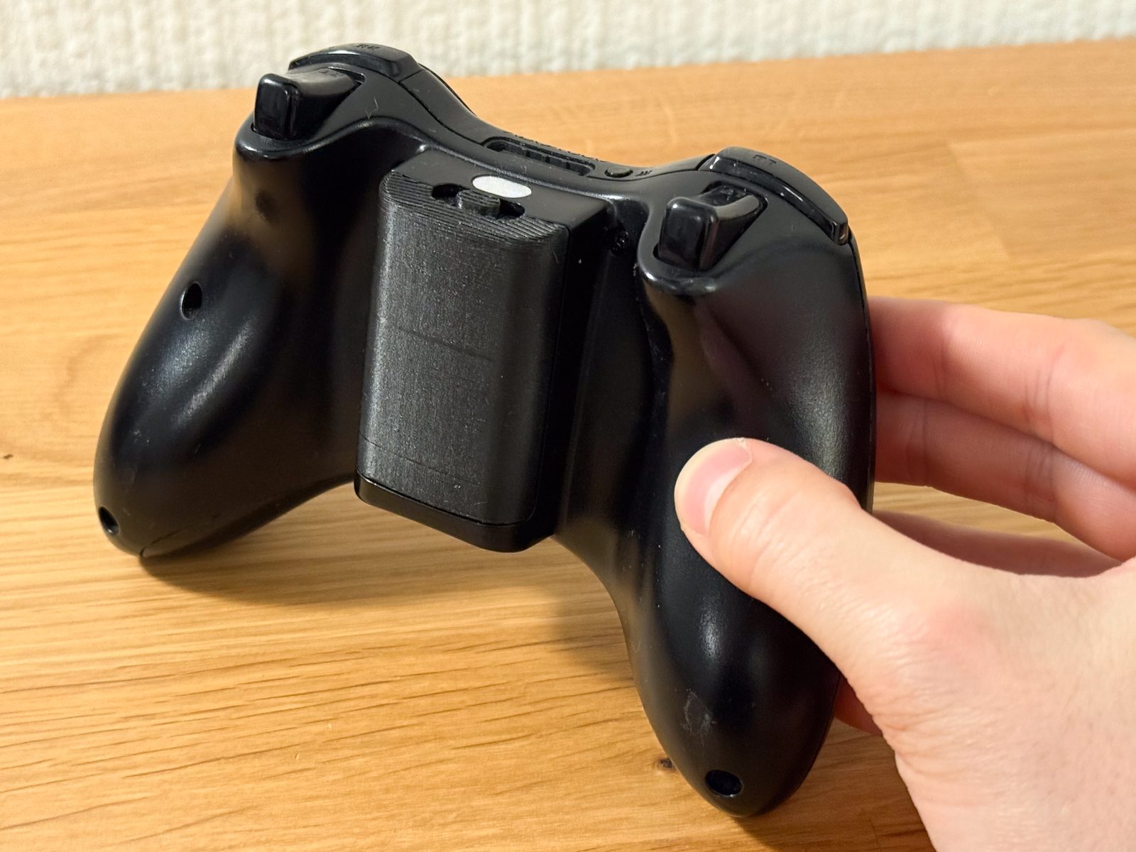 #104 Xbox 360 Controller Battery Holder — vue 2