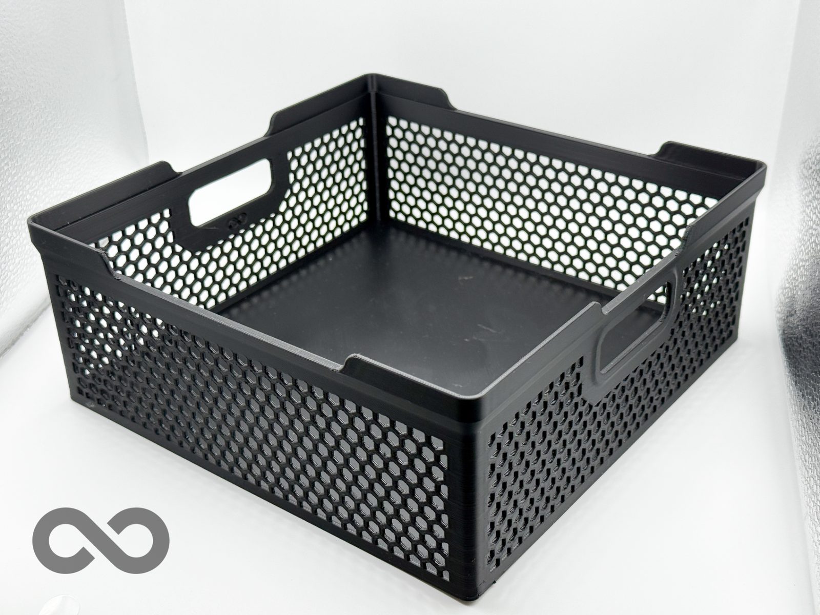 #106 230x230mm Square Stacking basket with Handles — vue 1
