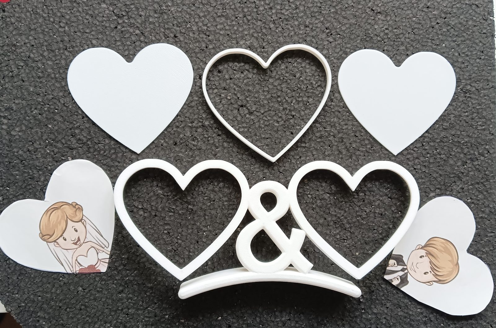 #110 Heart Photo Frame — vue 3