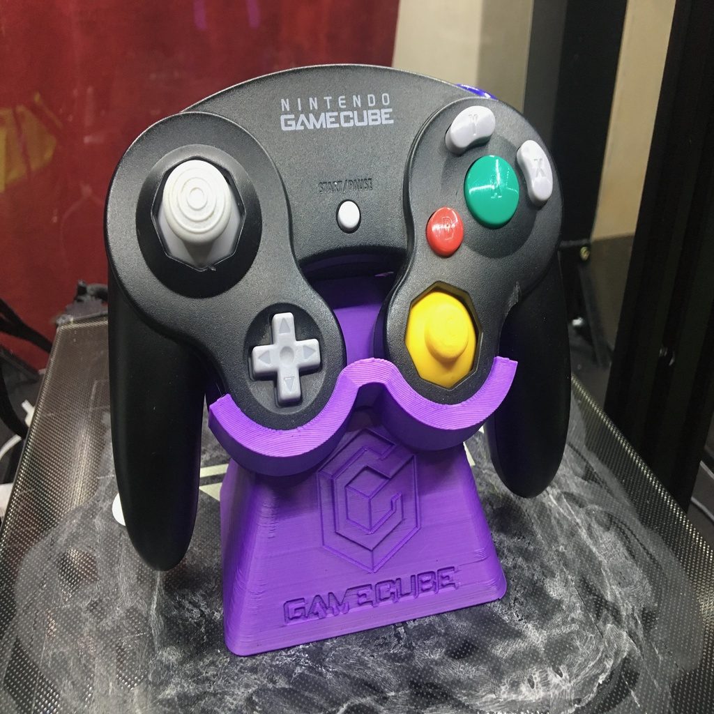 #112 Gamecube Controller Stand — vue 4