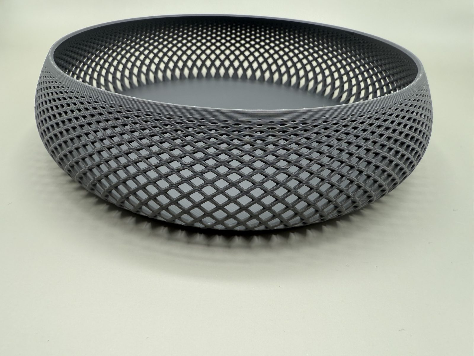 #112 Modern Catch All Centerpiece Bowl Filté — vue 2