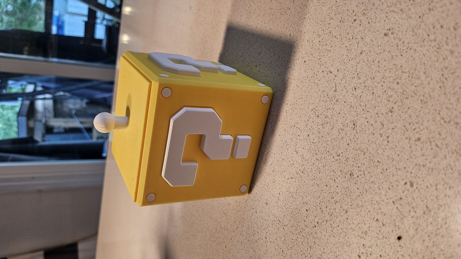 #114 Super Mario Question Mark Storage box — vue 5