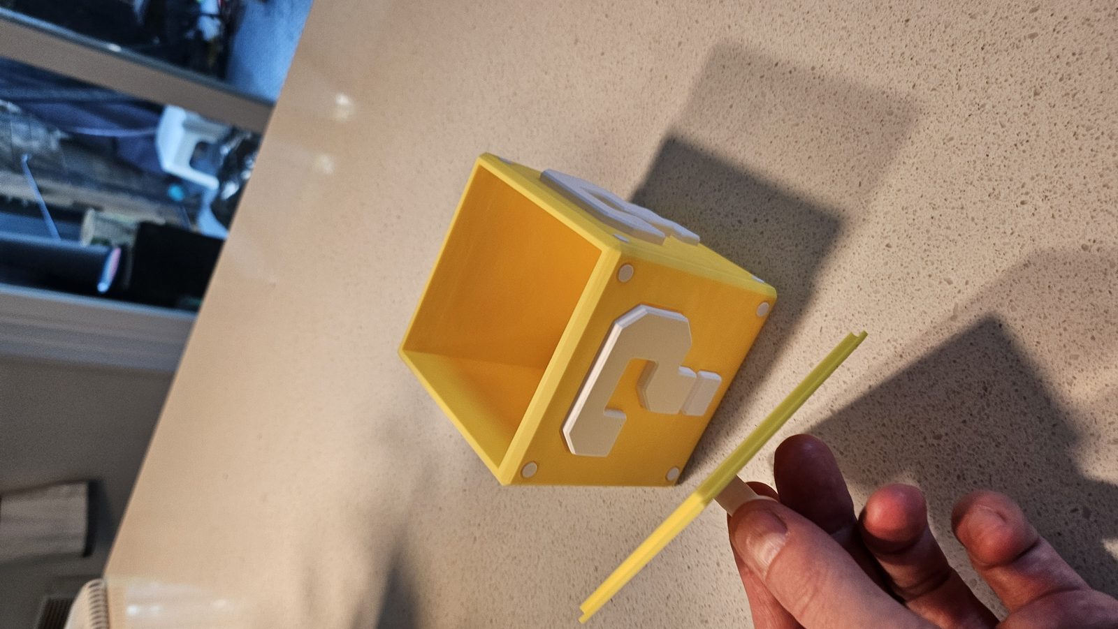 #114 Super Mario Question Mark Storage box — vue 9