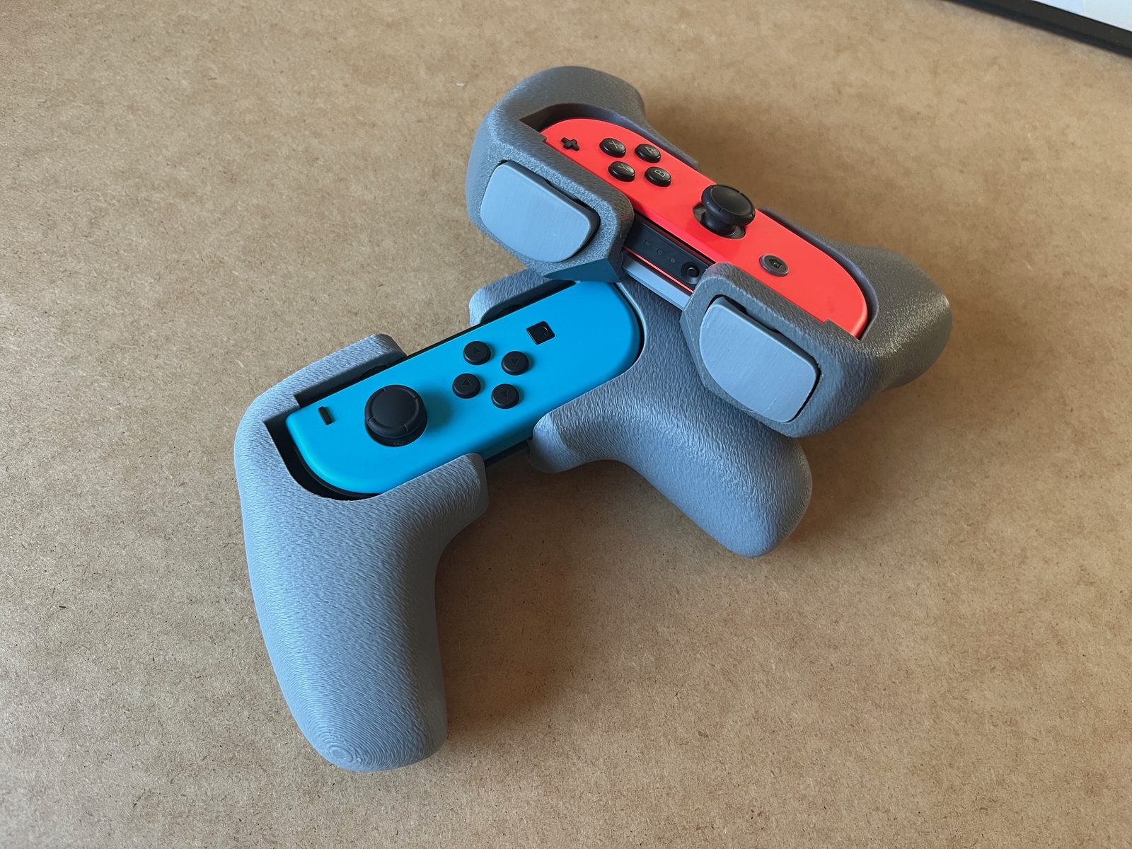 #116 Joycon Controller grip — vue 3