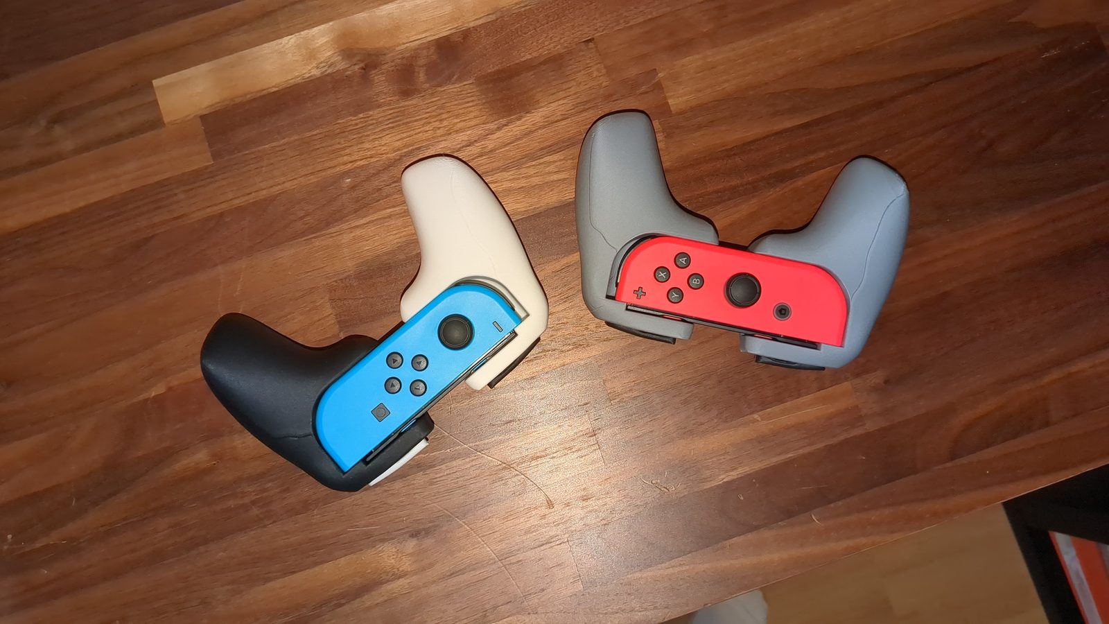 #116 Joycon Controller grip — vue 16