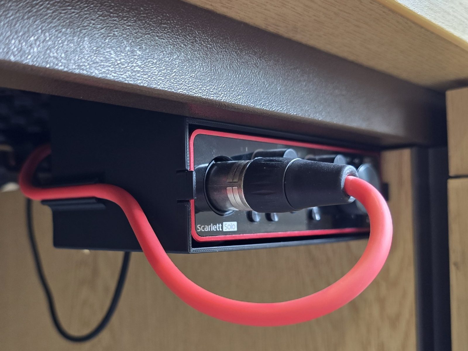 #117 Focusrite Scarlett Solo 3rd Gen Under Desk Mount — vue 1
