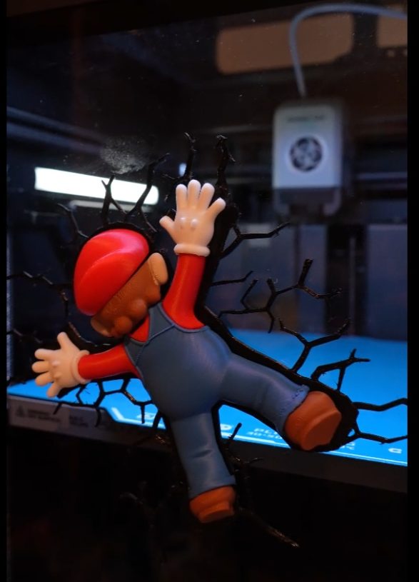 #118 Who Crashed Mario - Fake Impact Wall Decal — vue 8