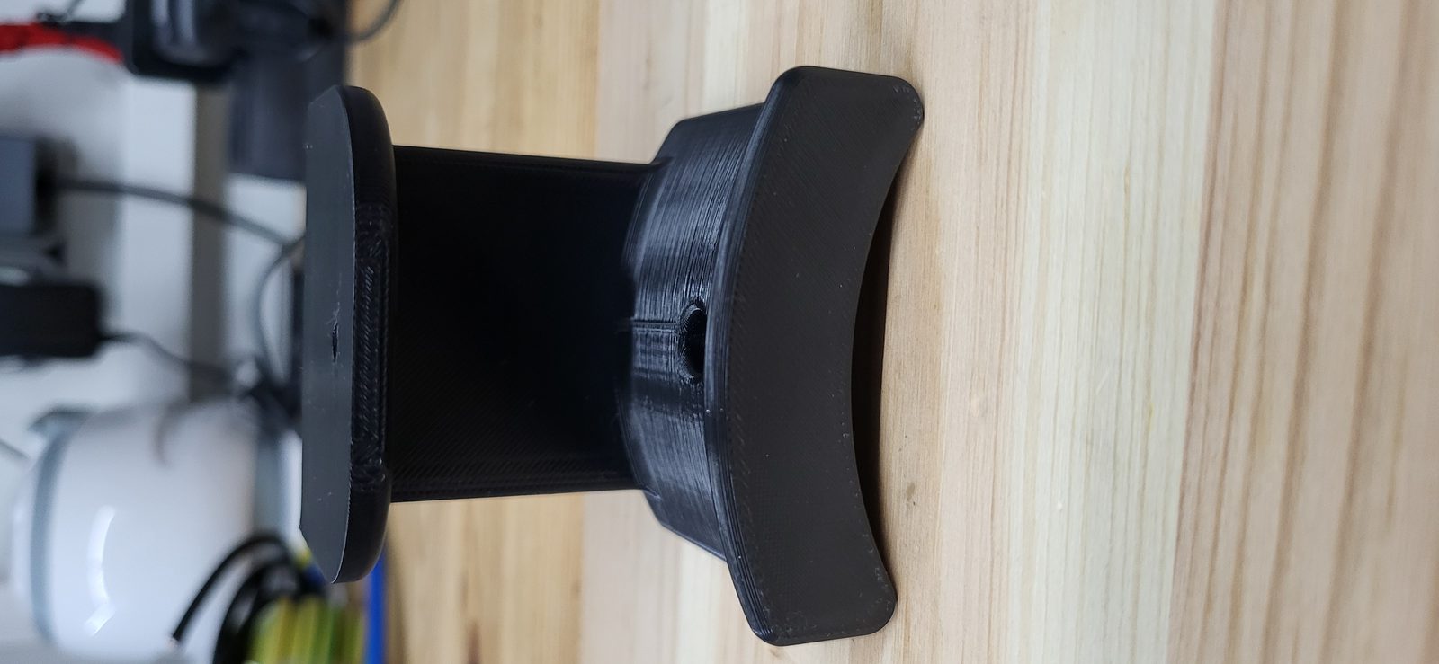 #121 Headphone Mount v2 - below desk extra sturdy — vue 3