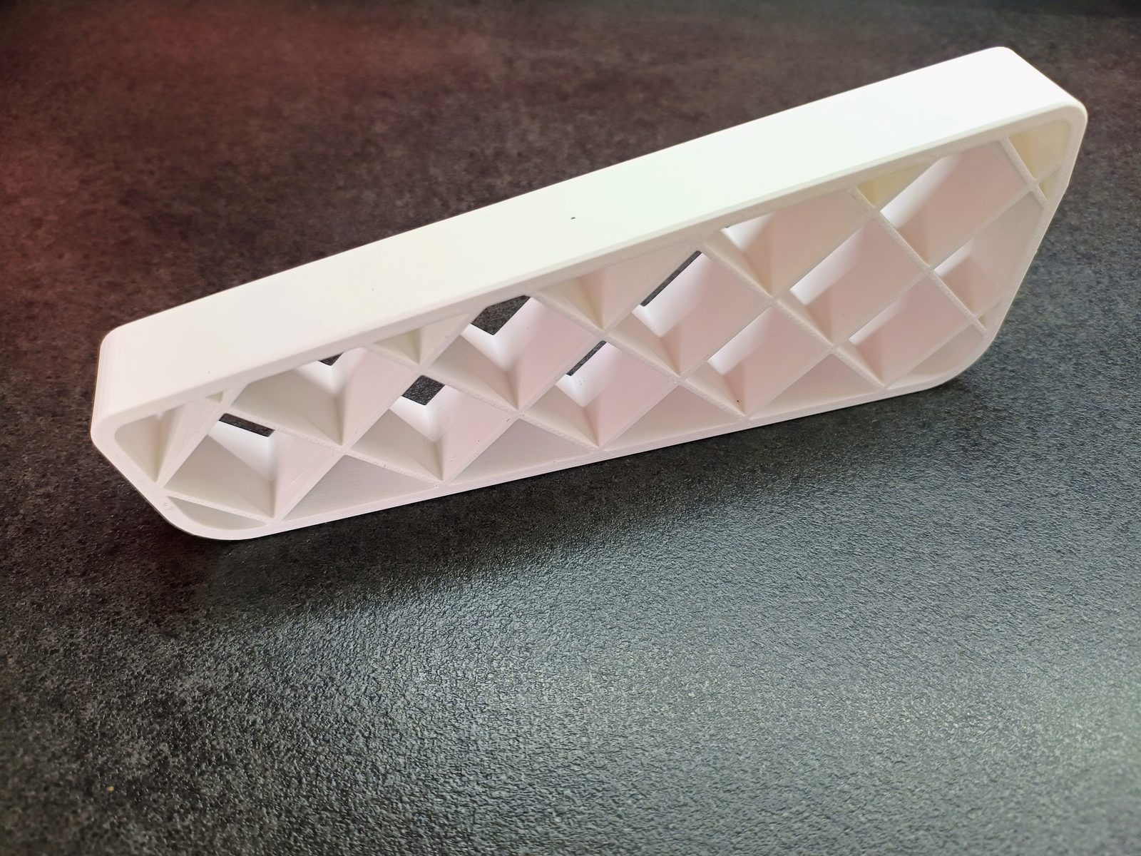 #123 Under-Desk Footrest — vue 1