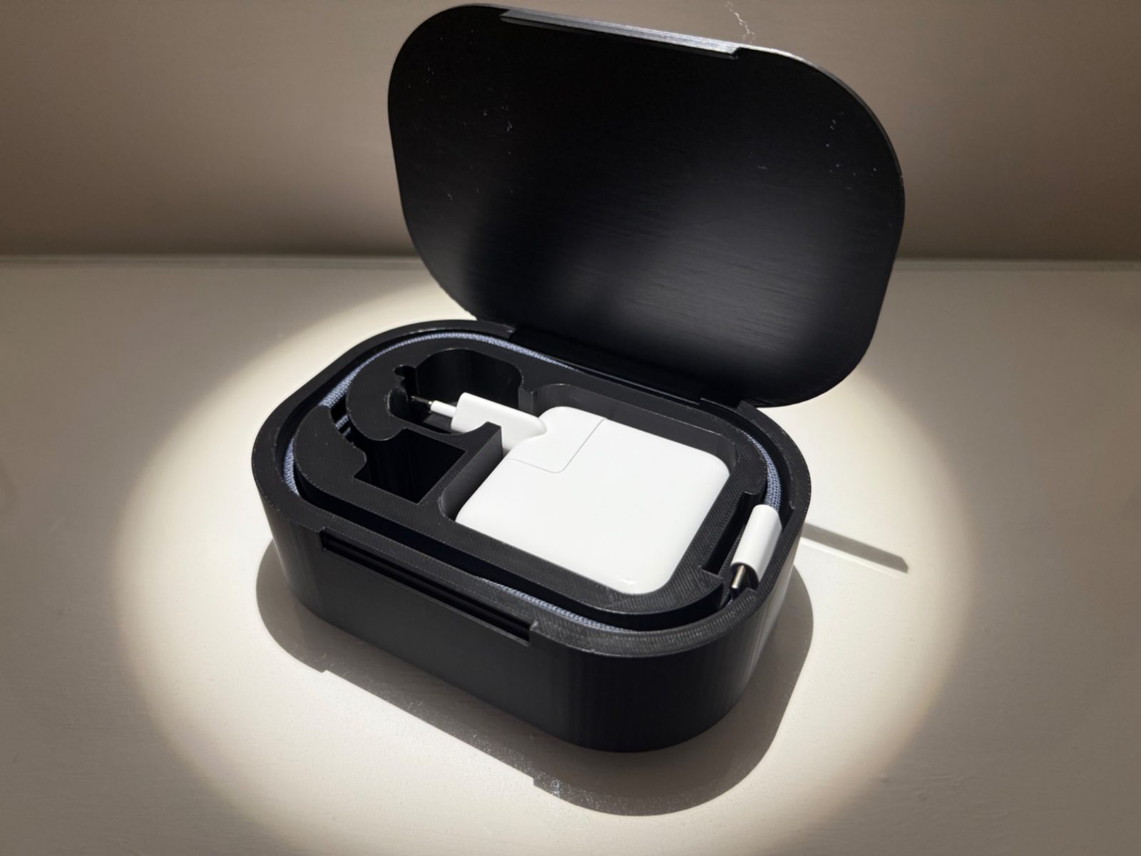 #127 Contenitore Carica batterie MacBook AIR 30W — vue 2