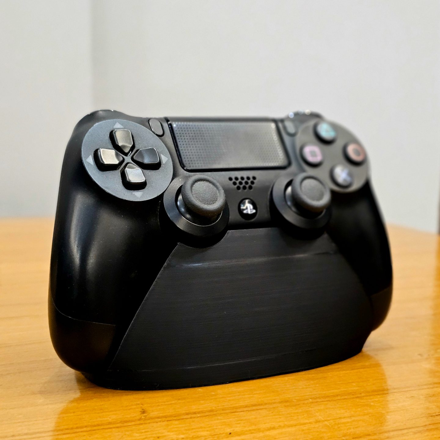 #127 Ps4 Controller Stand — vue 4