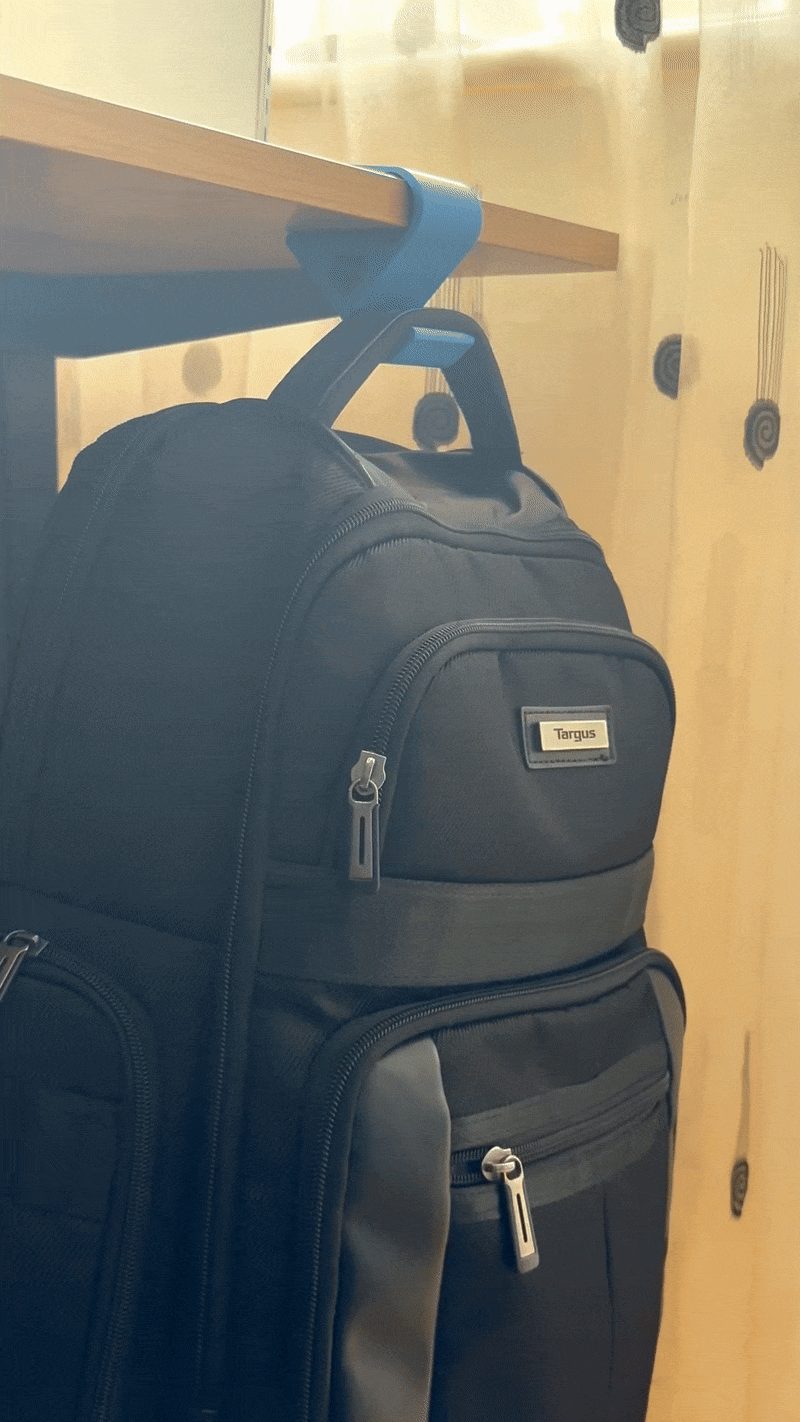 #128 Backpack Desk Holder — vue 3