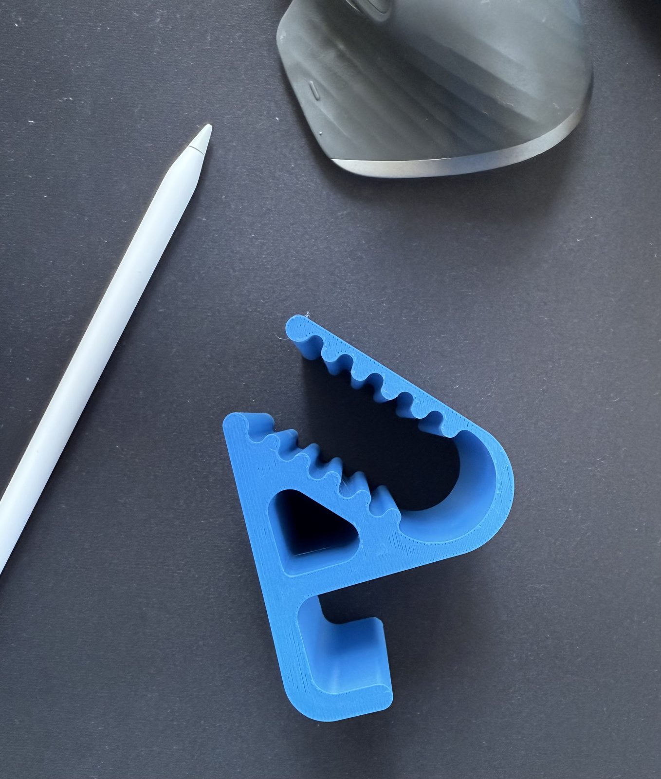 #128 Backpack Desk Holder — vue 8