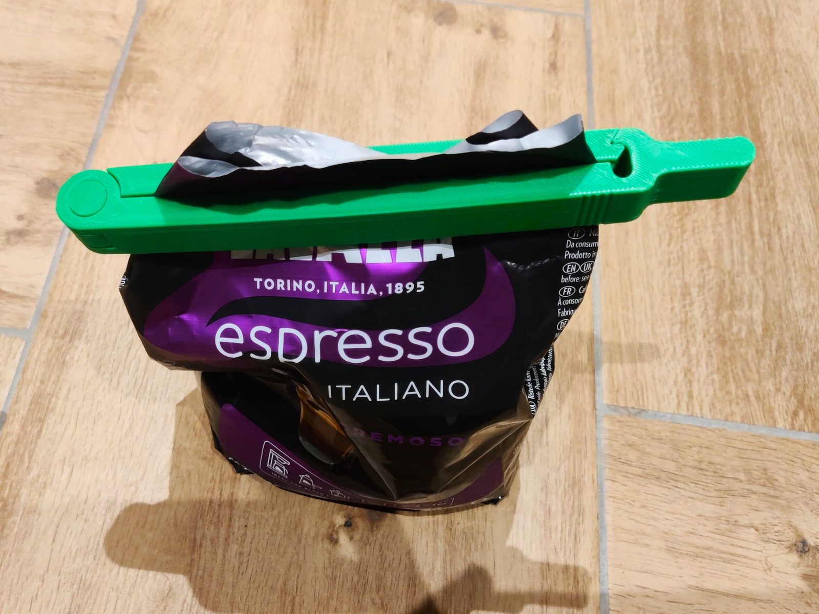 #132 Beefy bag clip proven and refined design — vue 9