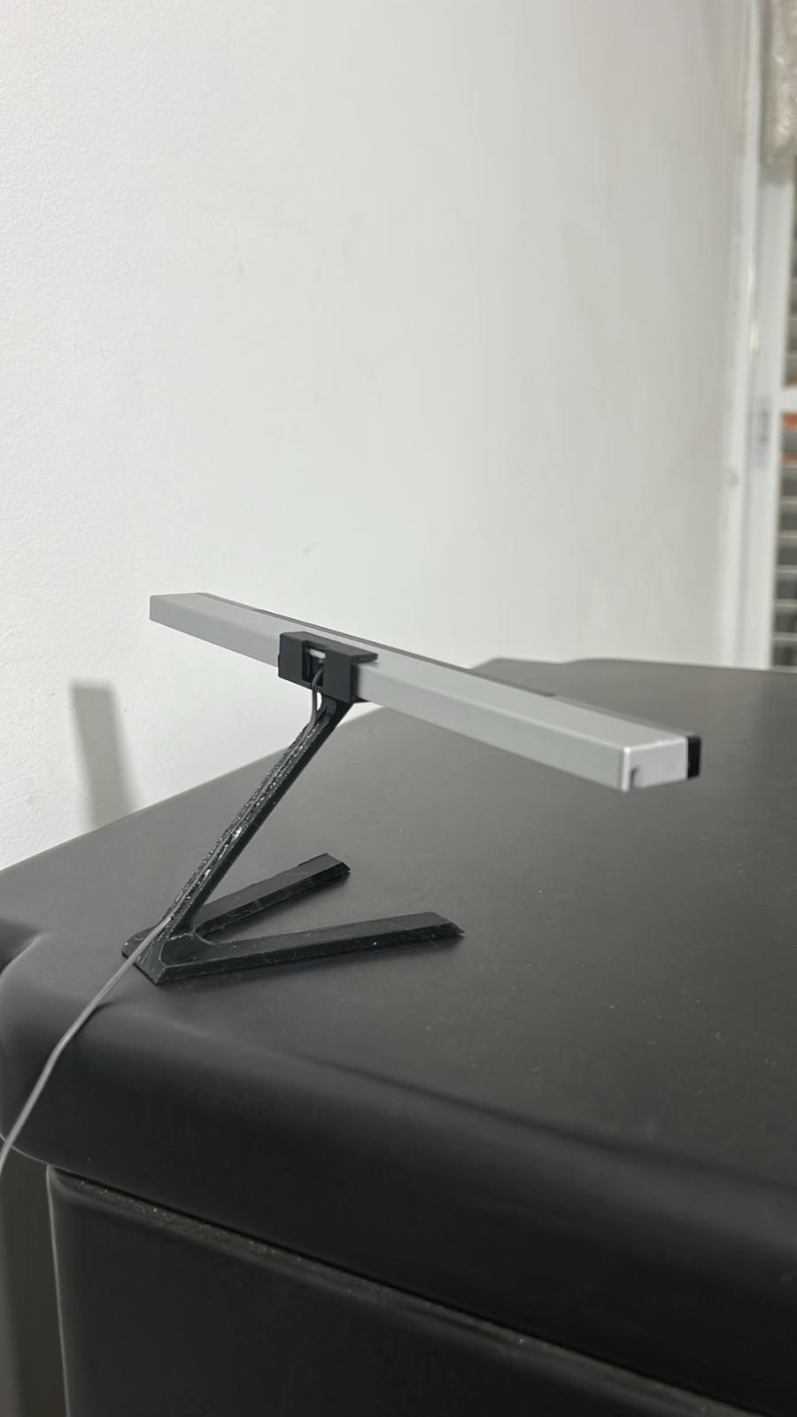 #134 Wii Sensor Bar stand — vue 4