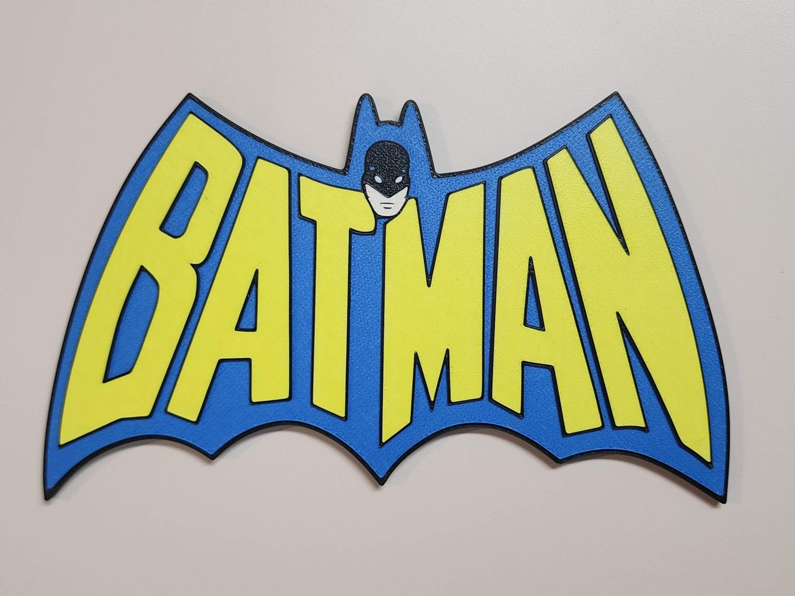 #140 Batman Logo Comic Version — vue 3